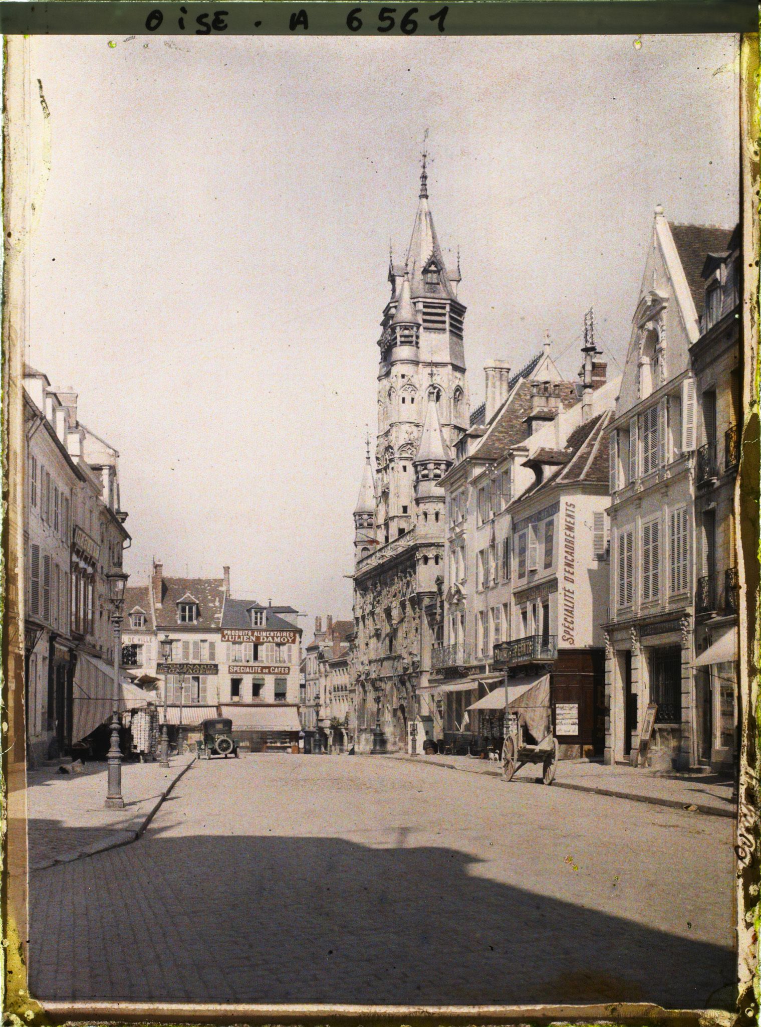 Image représentant France, Campiègne, L'Hôtel de Ville