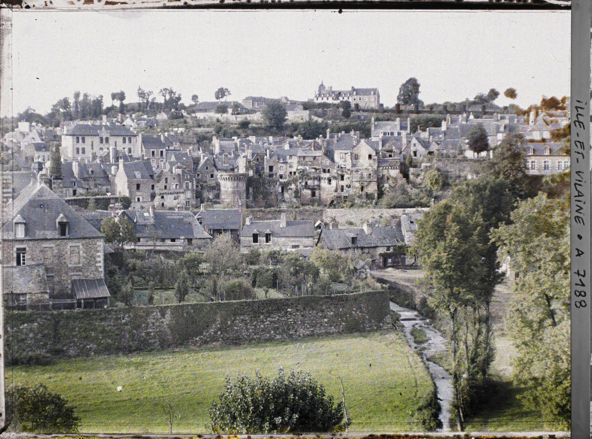 Image représentant Vieux quartiers construits à l'intérieur des remparts