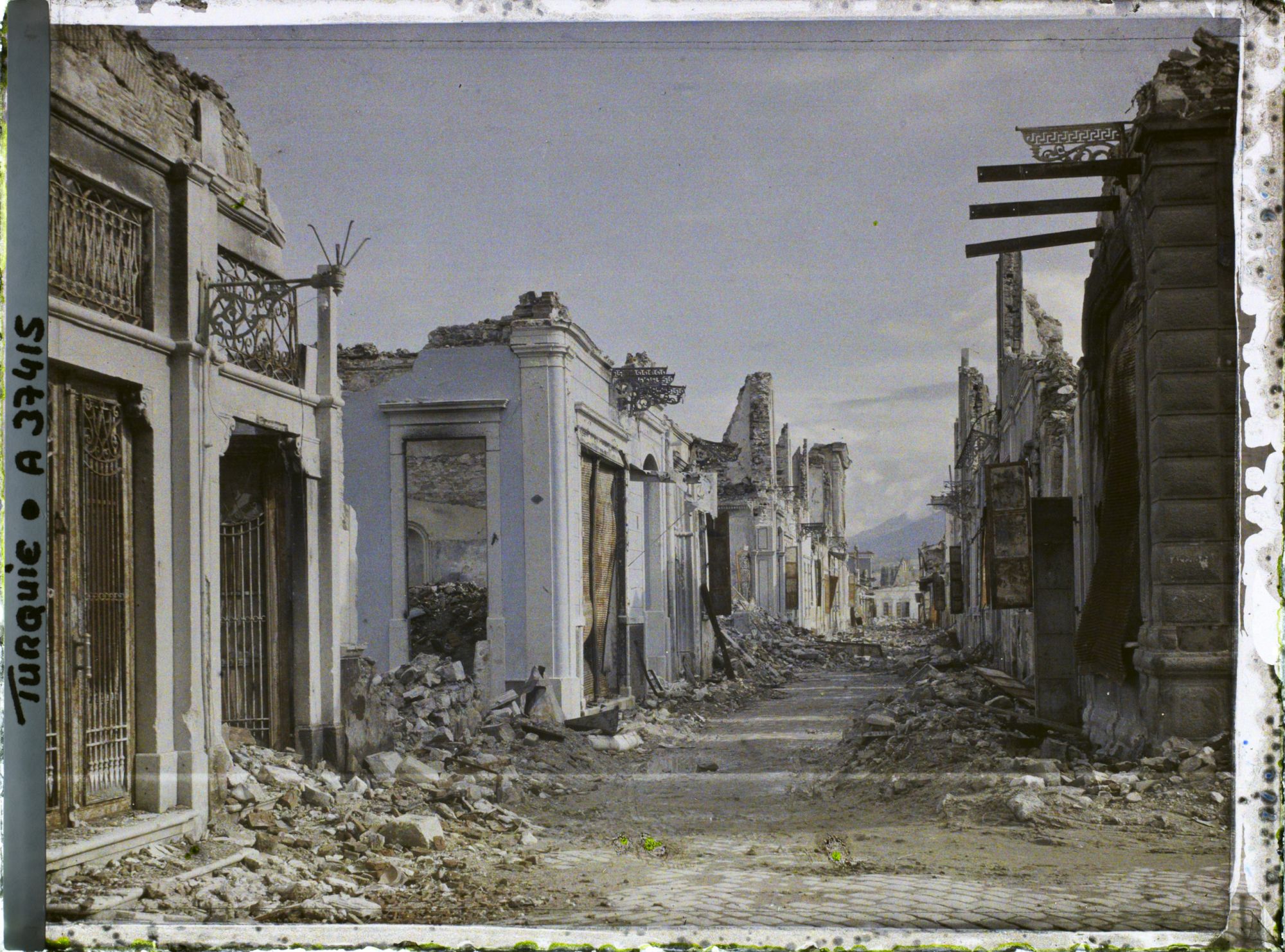 Image représentant Une rue bordée