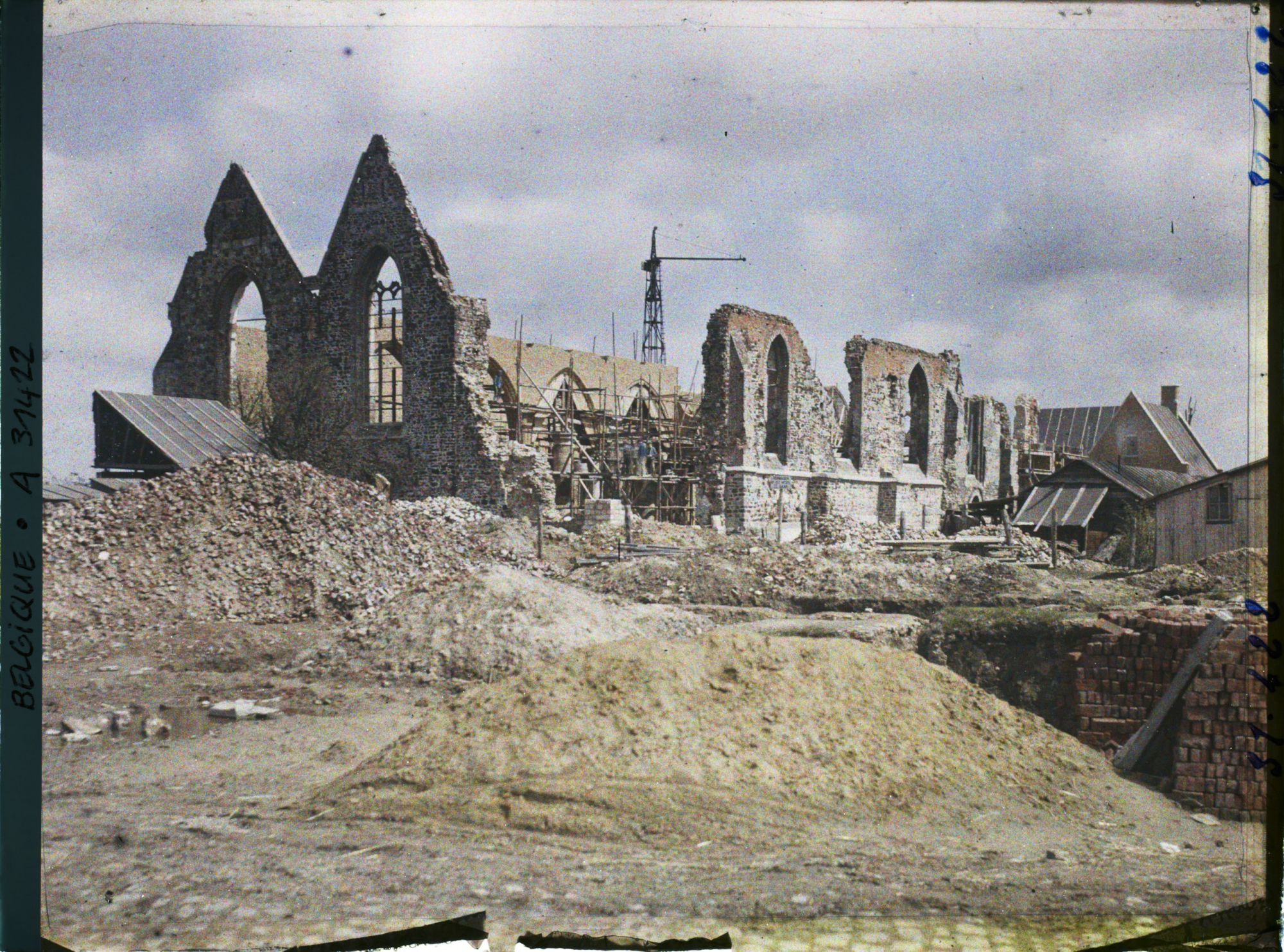 Image représentant Belgique, Neuve Eglise, Reconstruction de l'Eglise façade