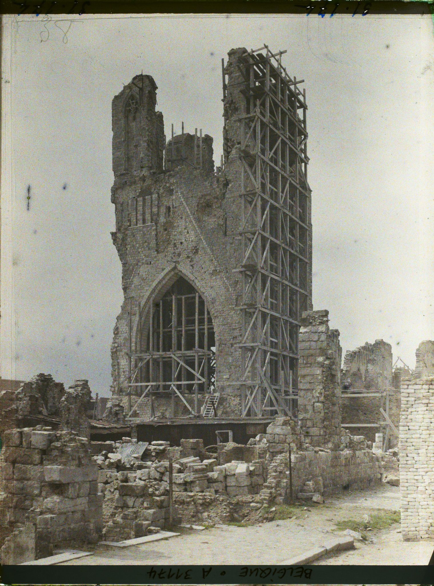 Image représentant Belgique, Ypres, Beffroi des Halles Nord-Est