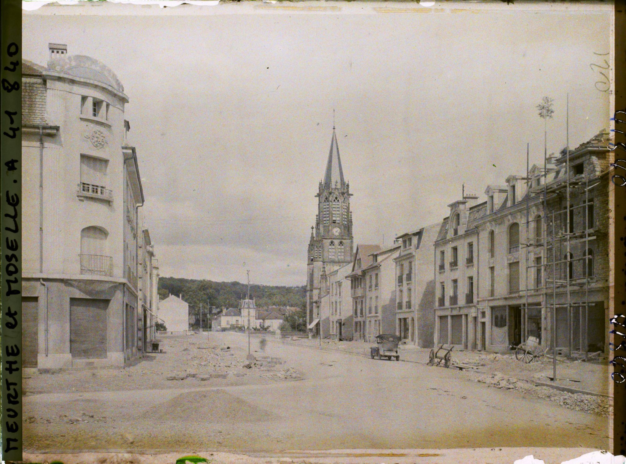 Image représentant France, Baccarat, Rue des Ponts vers l'Eglise