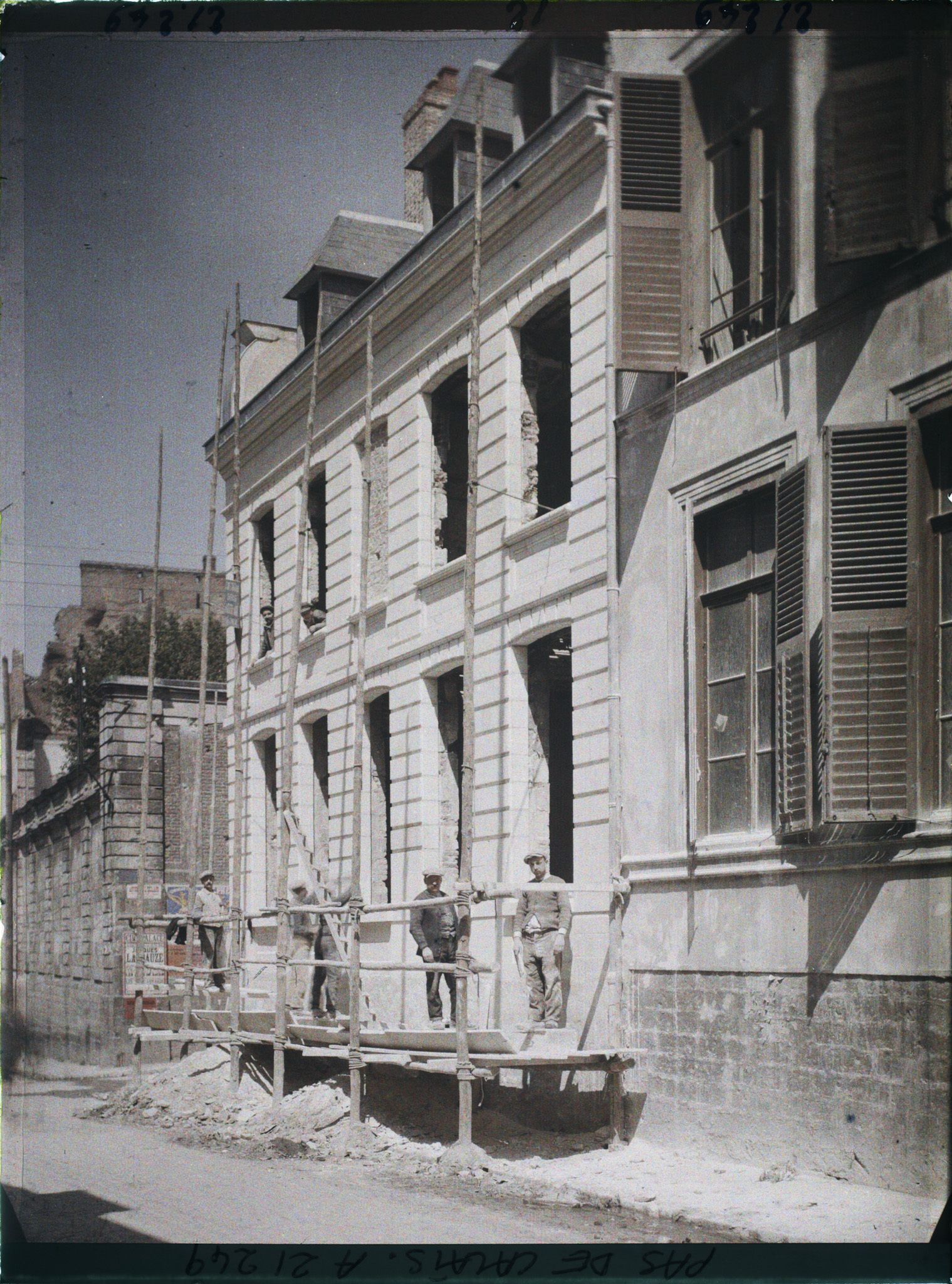 Image représentant France, Arras, Maison en reconstruction rue des Recollées