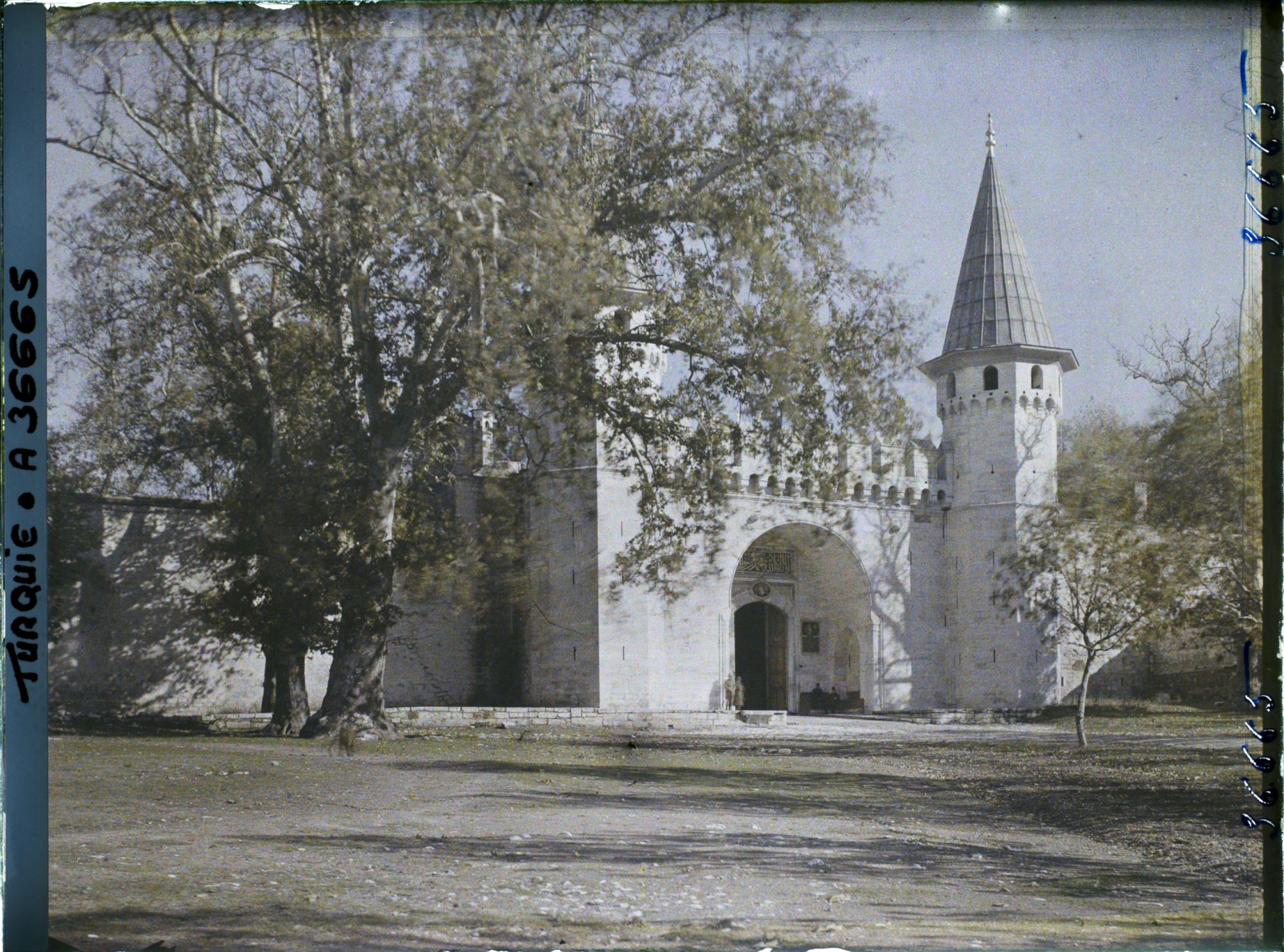 Image représentant Turquie, Constantinople, Entrée du Palais de Top- Kapou