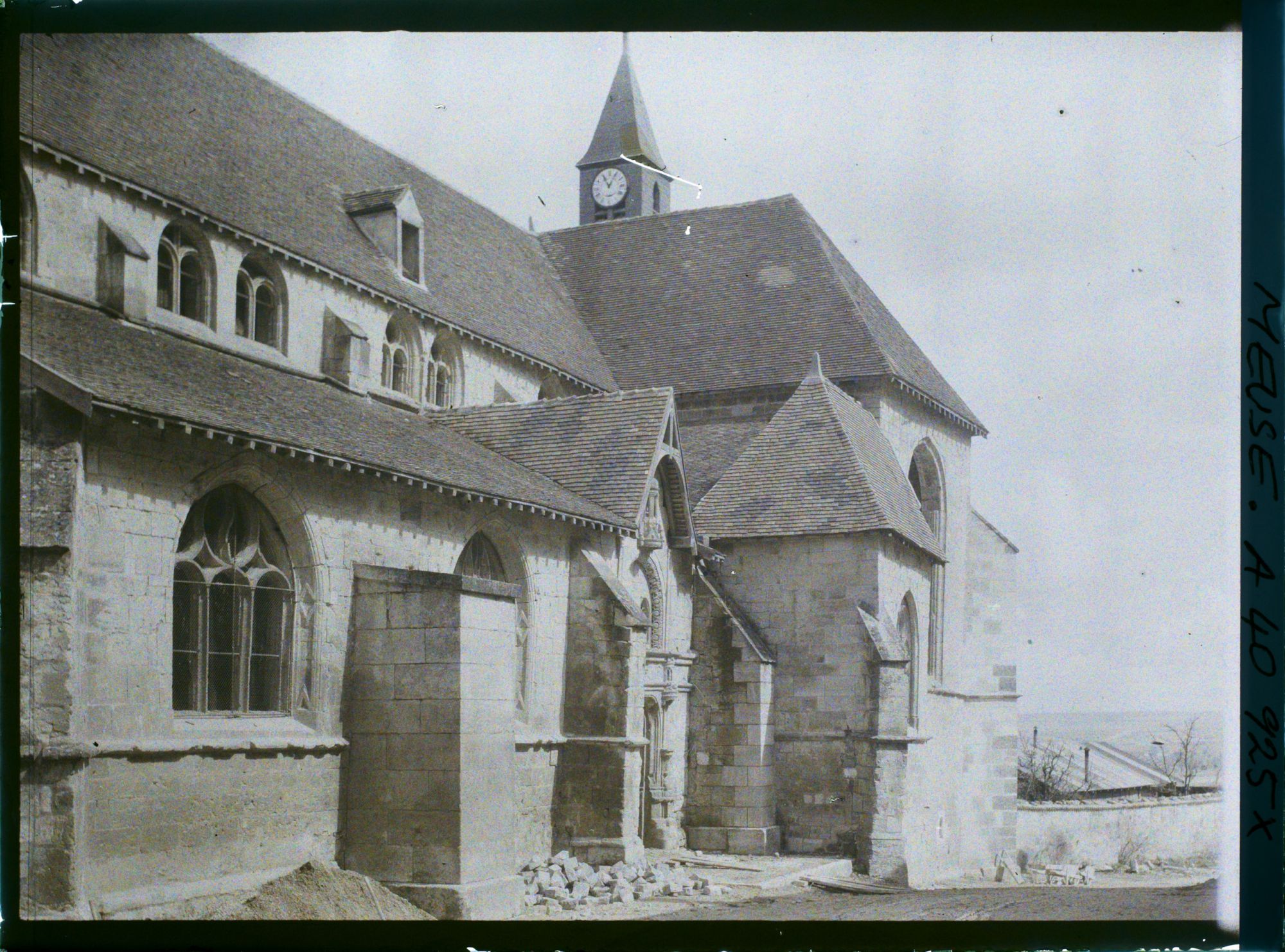 Image représentant France, Clermont en Argonne, L'Eglise