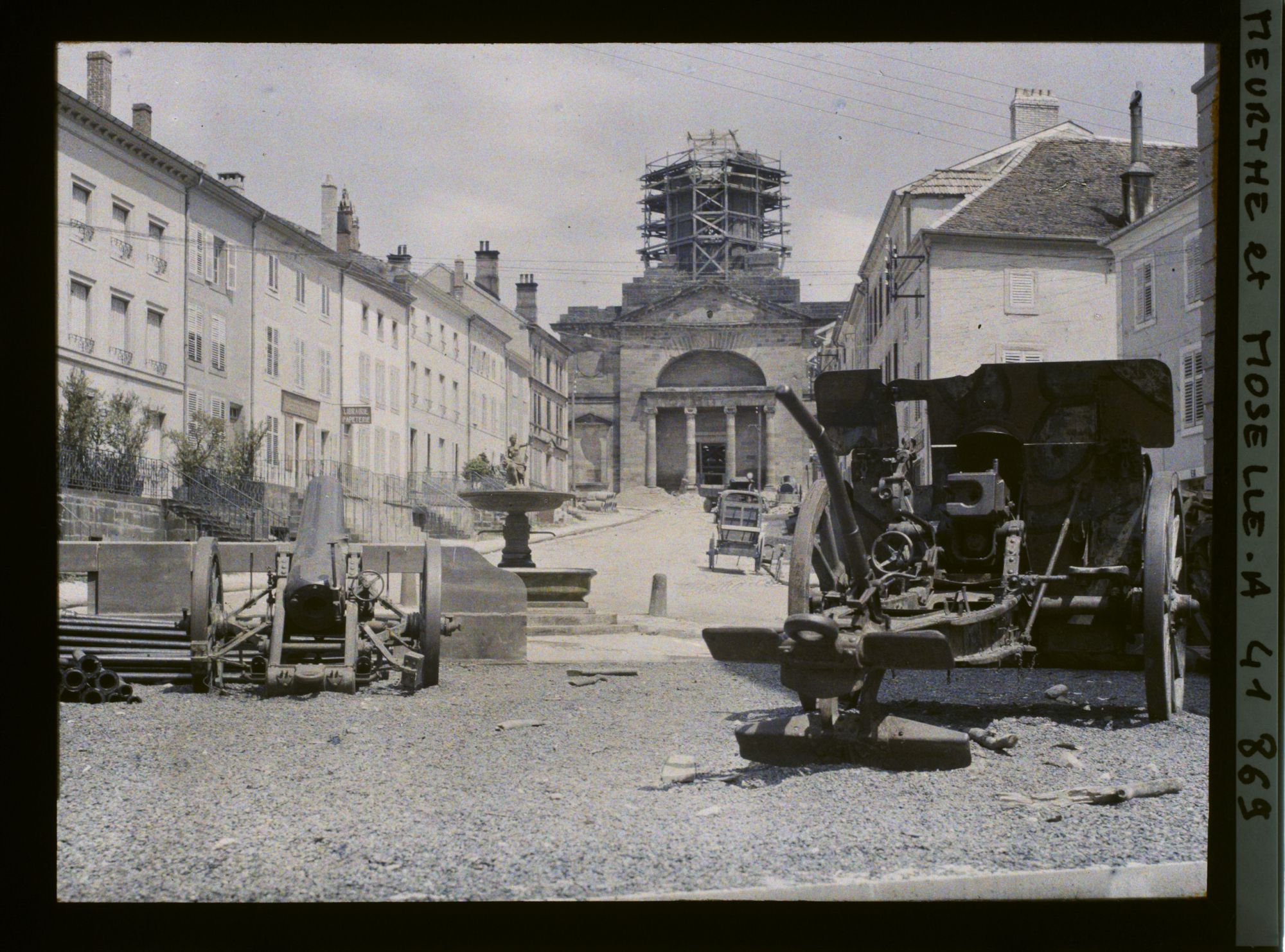 Image représentant France, Badonviller, Rue Gambetta vers l'Eglise autre aspect