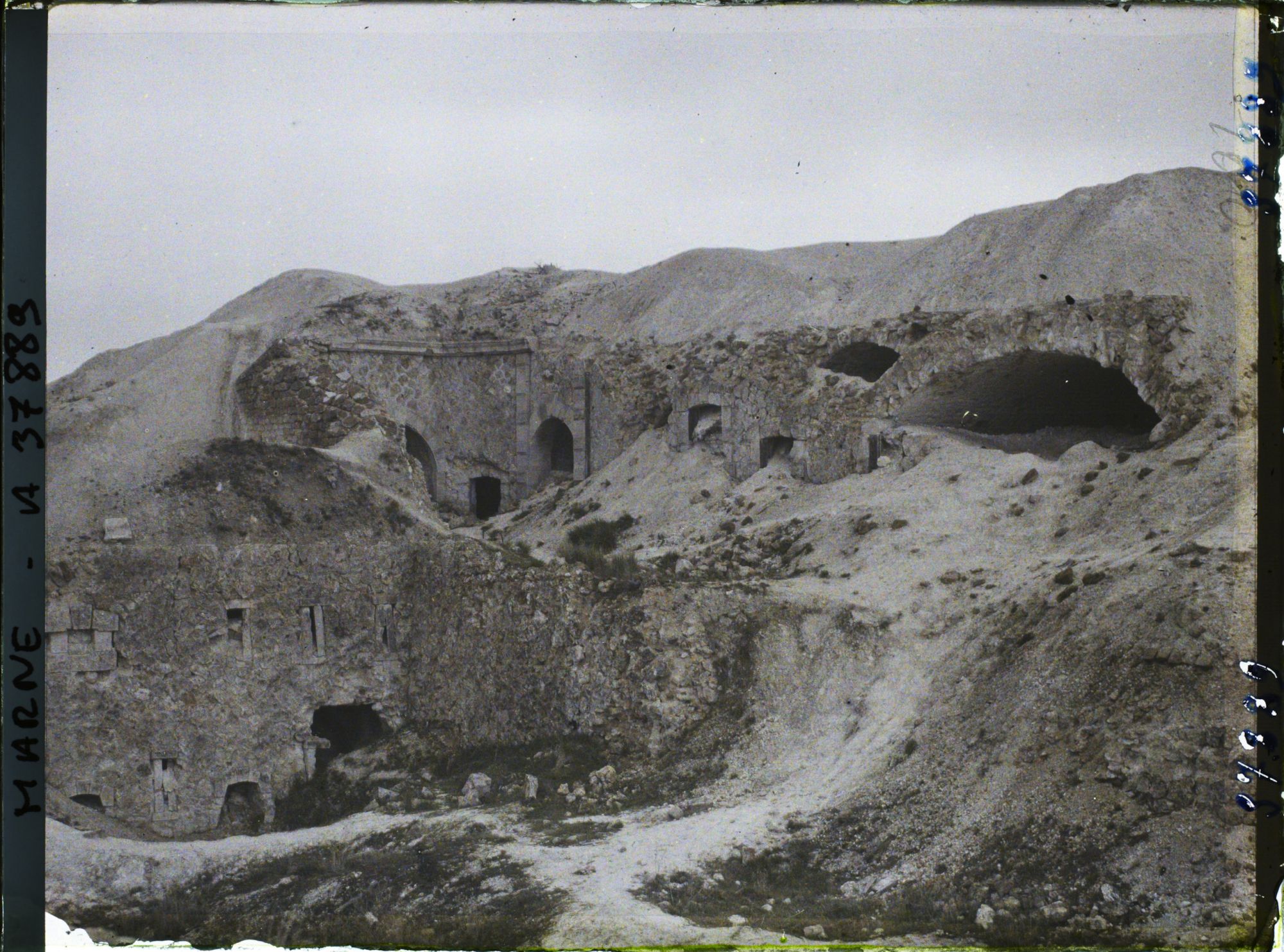 Image représentant France, La Pompelle, Fort de la Pompelle face Ouest