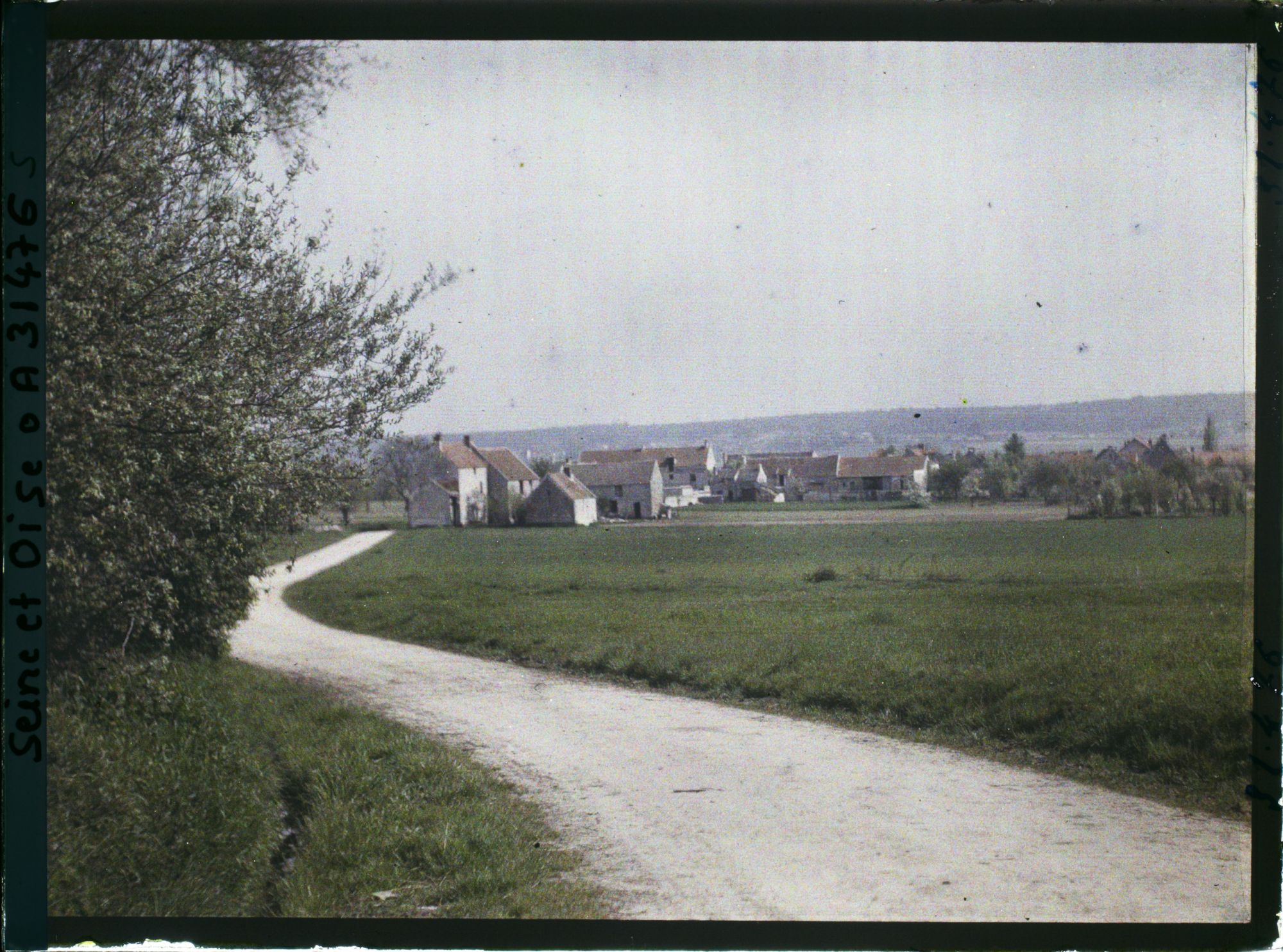 Image représentant France, Fontenay-Fleuri, Entrée Sud de Fontenay-Fleuri
