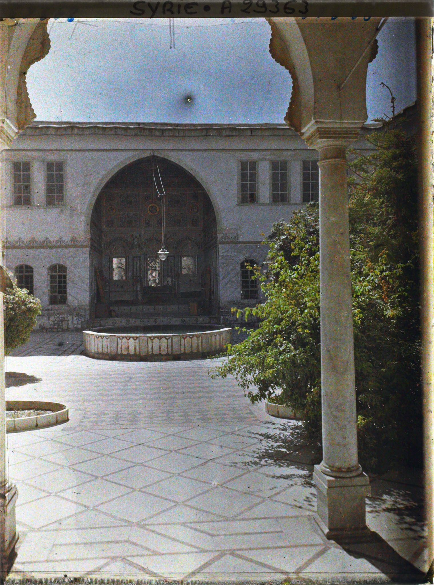 Image représentant Cour intérieur d'une riche maison damascène (maison Chamieh)