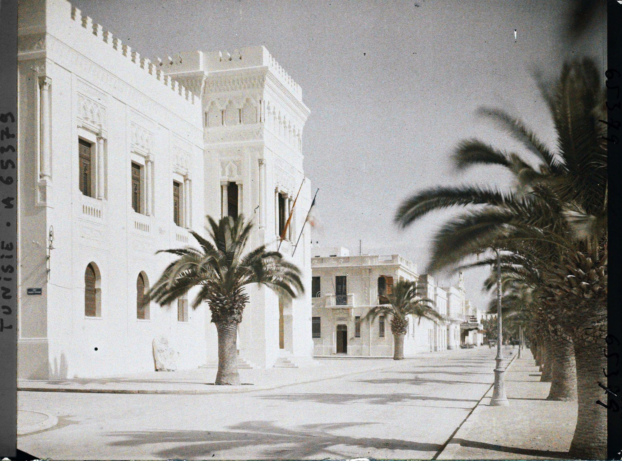 Image représentant Hôtel de ville et boulevard Fallières