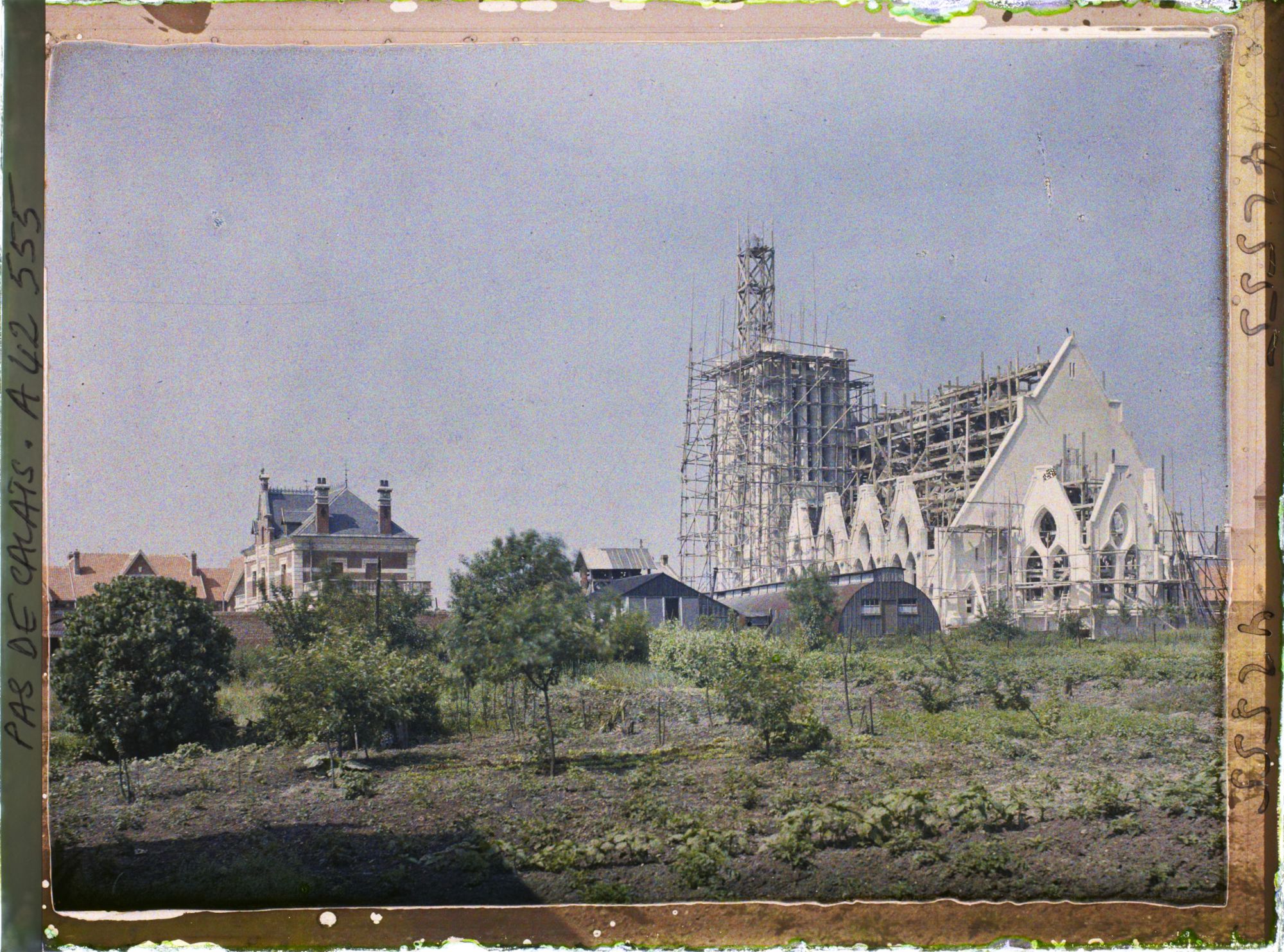 Image représentant France, Neuville-St Vaast, Vue s/ l'Abside de l'Eglise en reconstruction