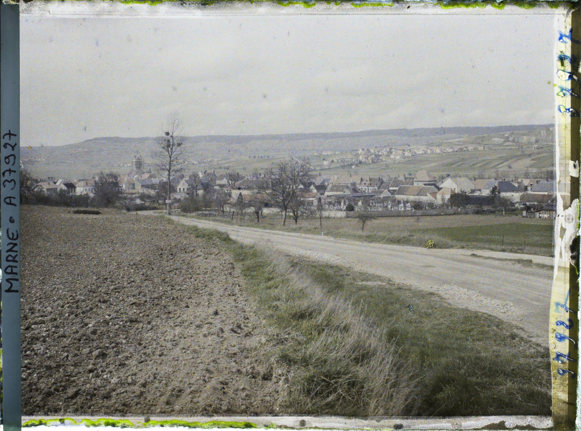 Image représentant France, Dormans, Vue Générale de Dormans