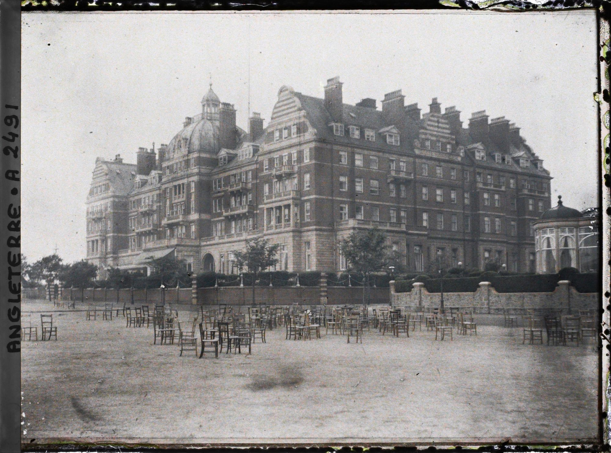 Image représentant Un grand hôtel balnéaire