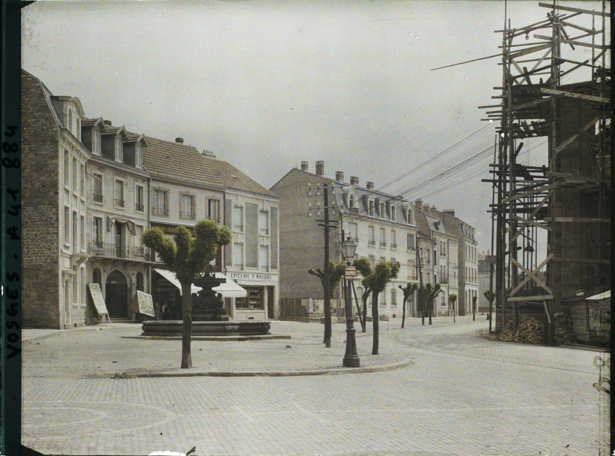 Image représentant France, Raon-l'Etape, Rue Jules Ferry reconstruite