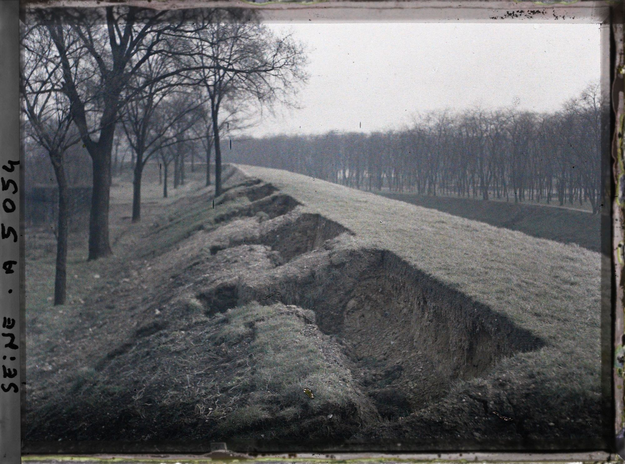 Image représentant Tranchées sur les remparts à la porte de Reuilly