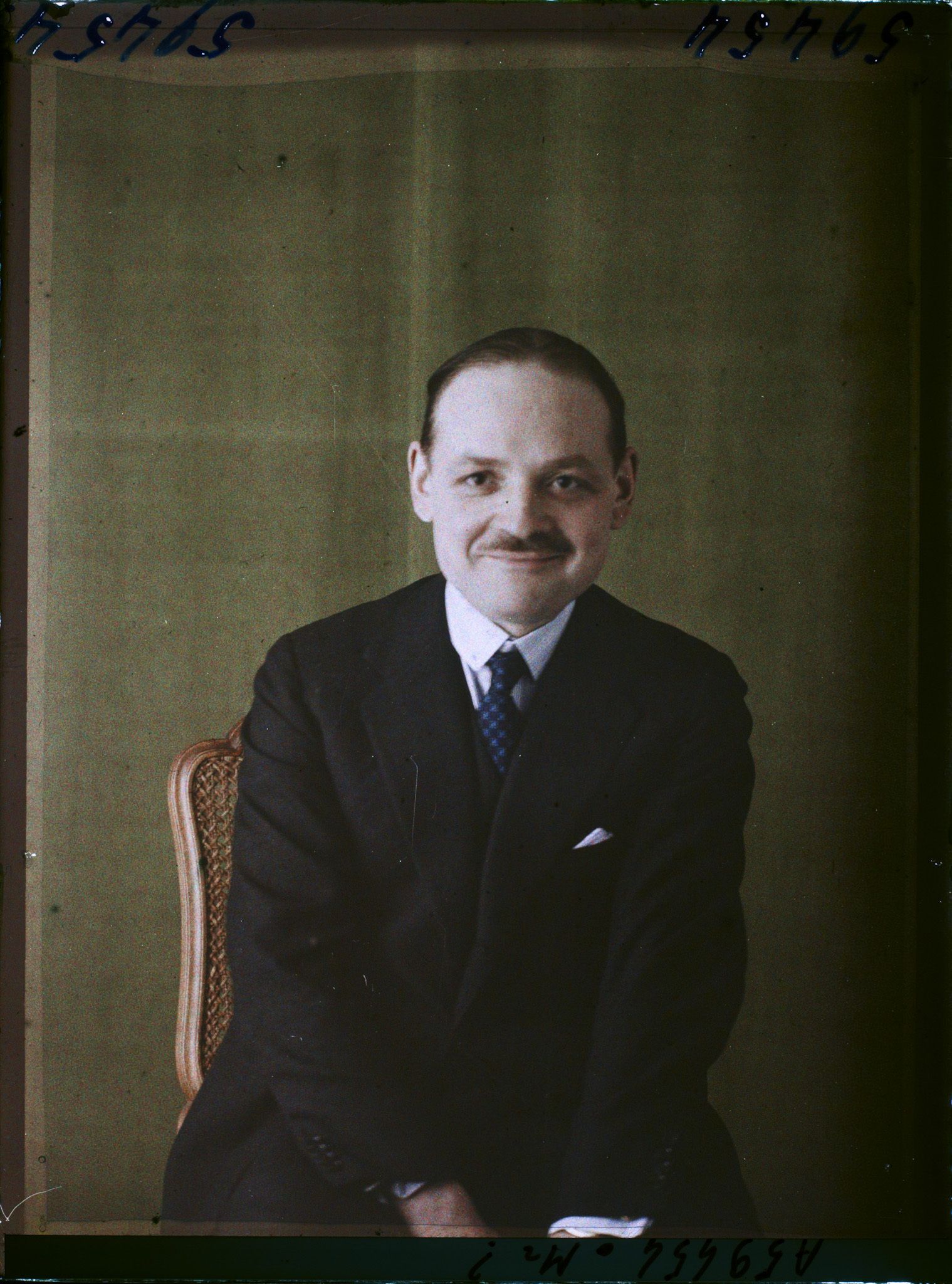 Image représentant Monsieur ...