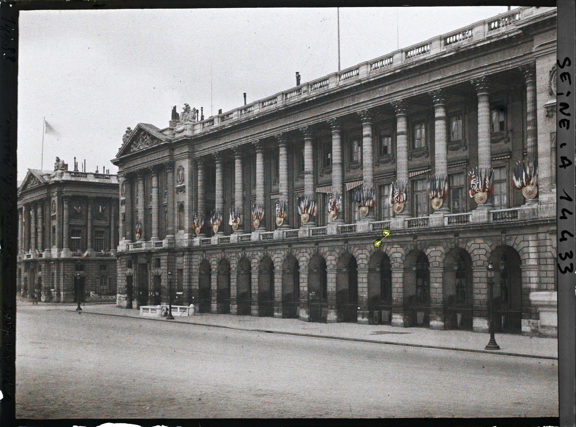Image représentant Le Ministère de la Marine à l'hôtel de la Marine, place de la Concorde
