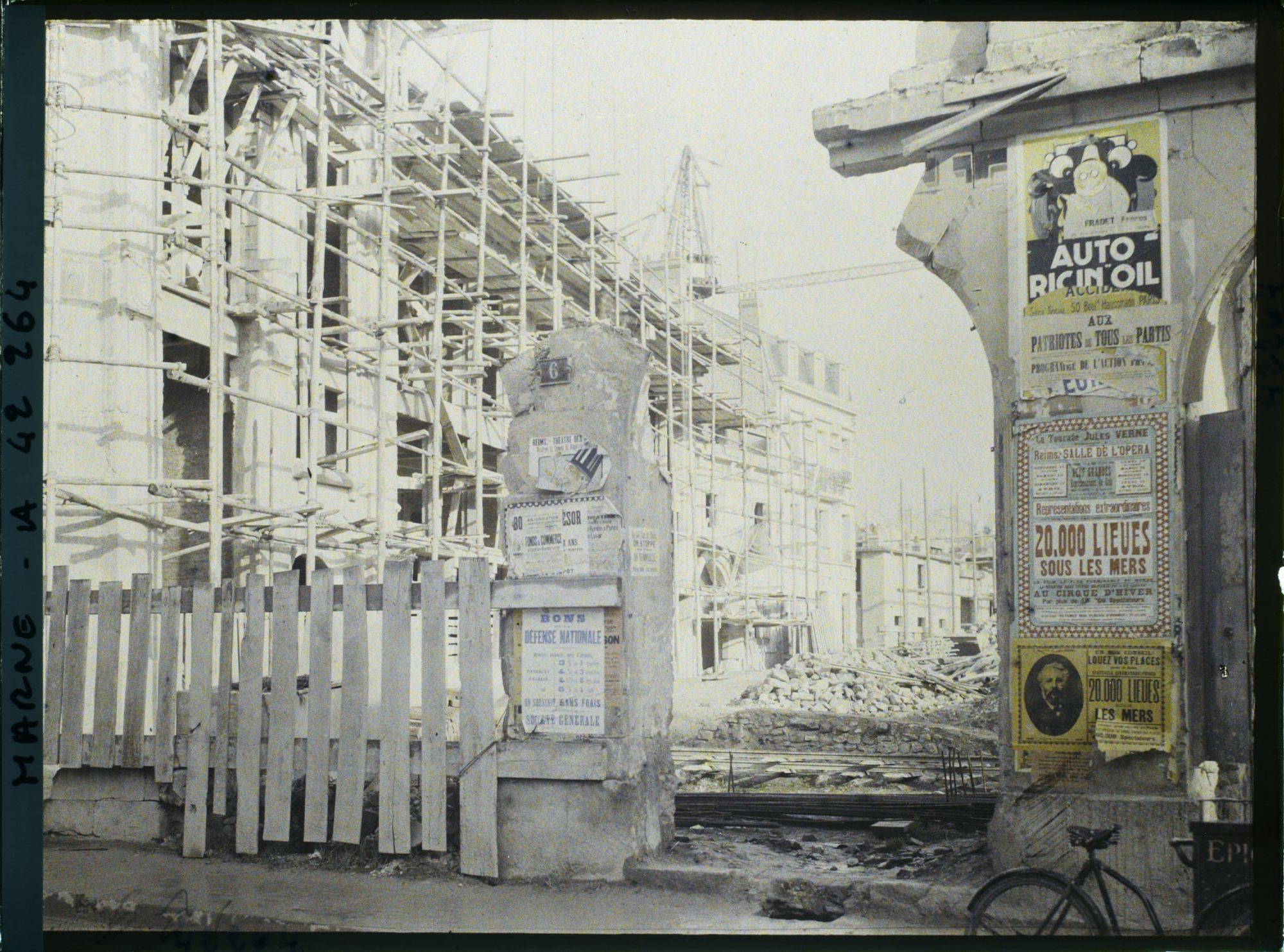 Image représentant France, Reims, Chantiers aux alentours de la Place Royale