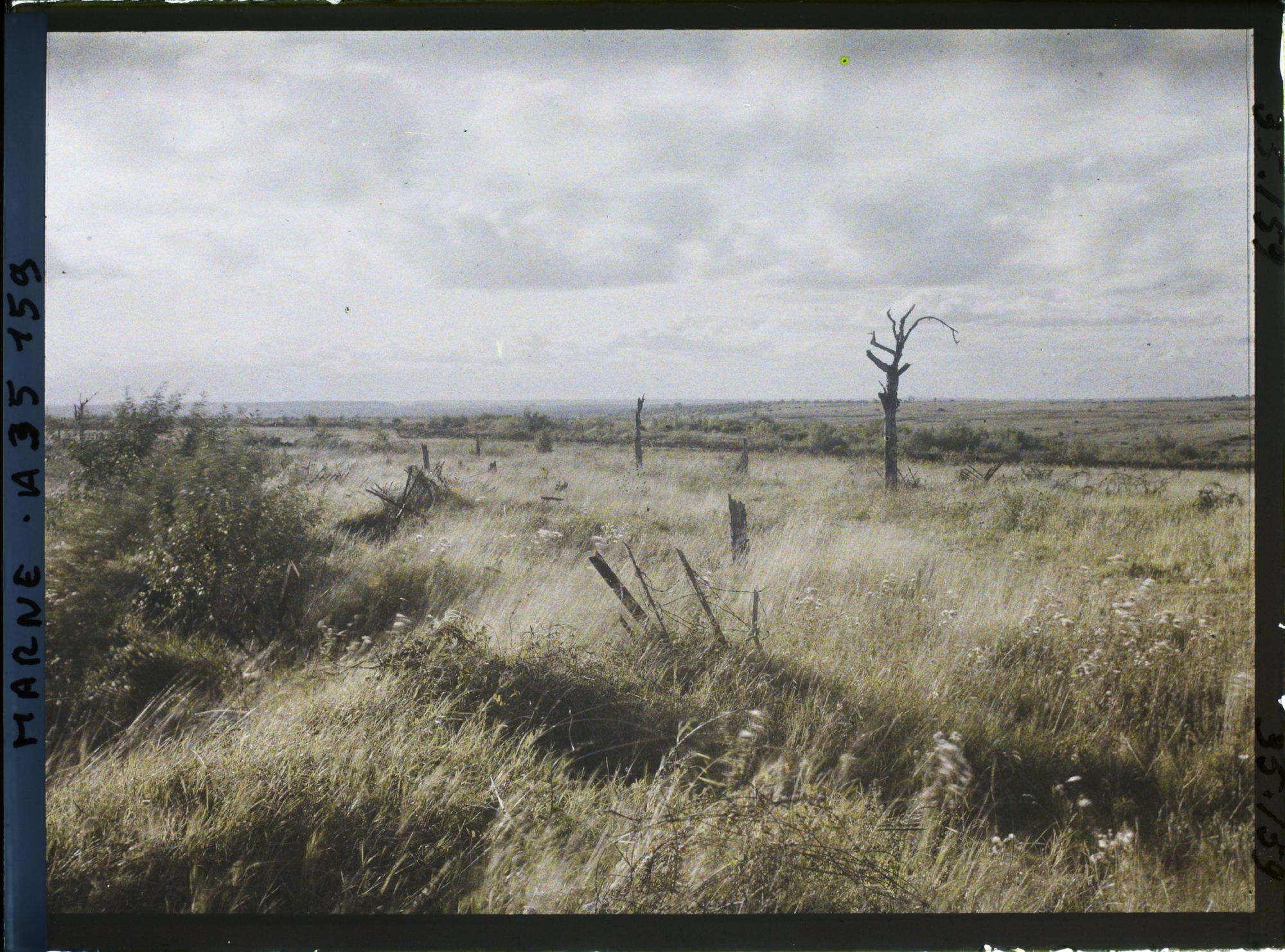Image représentant France, Vienne le Château , Vue du même terrain prise du même point directn N.