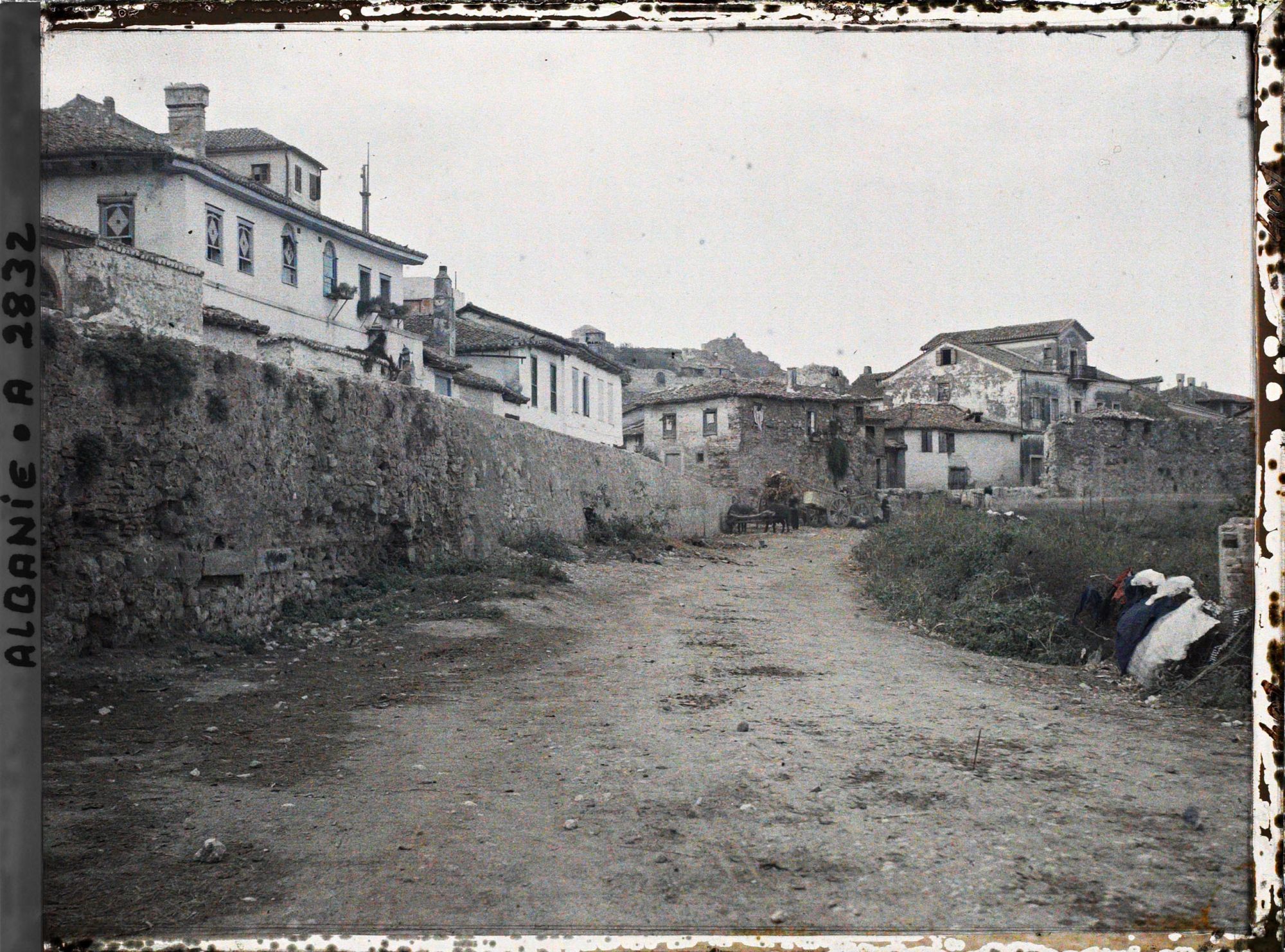 Image représentant Maisons en bordure des fortifications de la ville