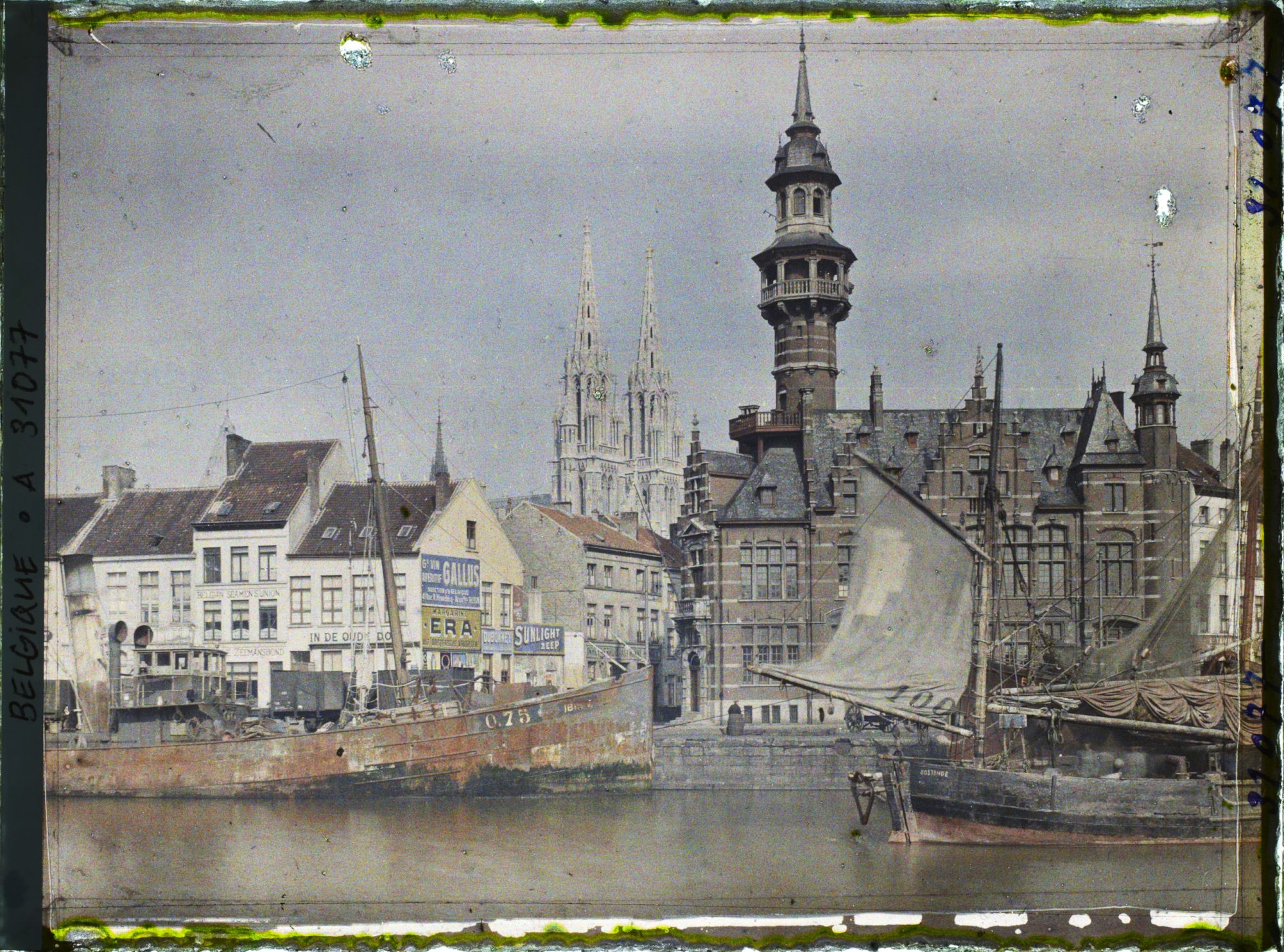 Image représentant Belgique, Ostende, Avenue du Vindictive, Eglise St Pierre et St Paul