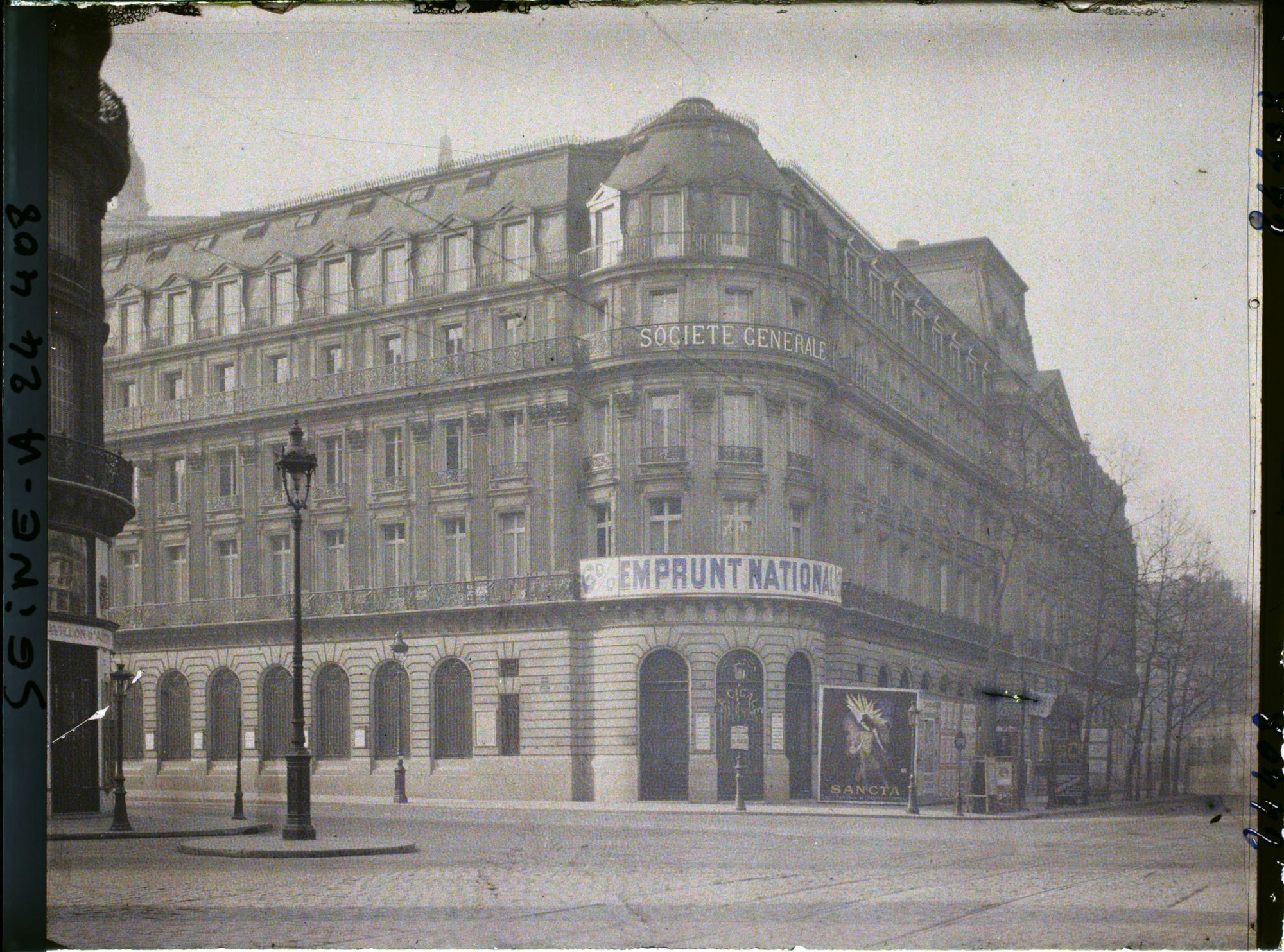 Image représentant L'emprunt national de 1920 à la Société Générale à l'angle du boulevard Haussmann et de la rue Halévy