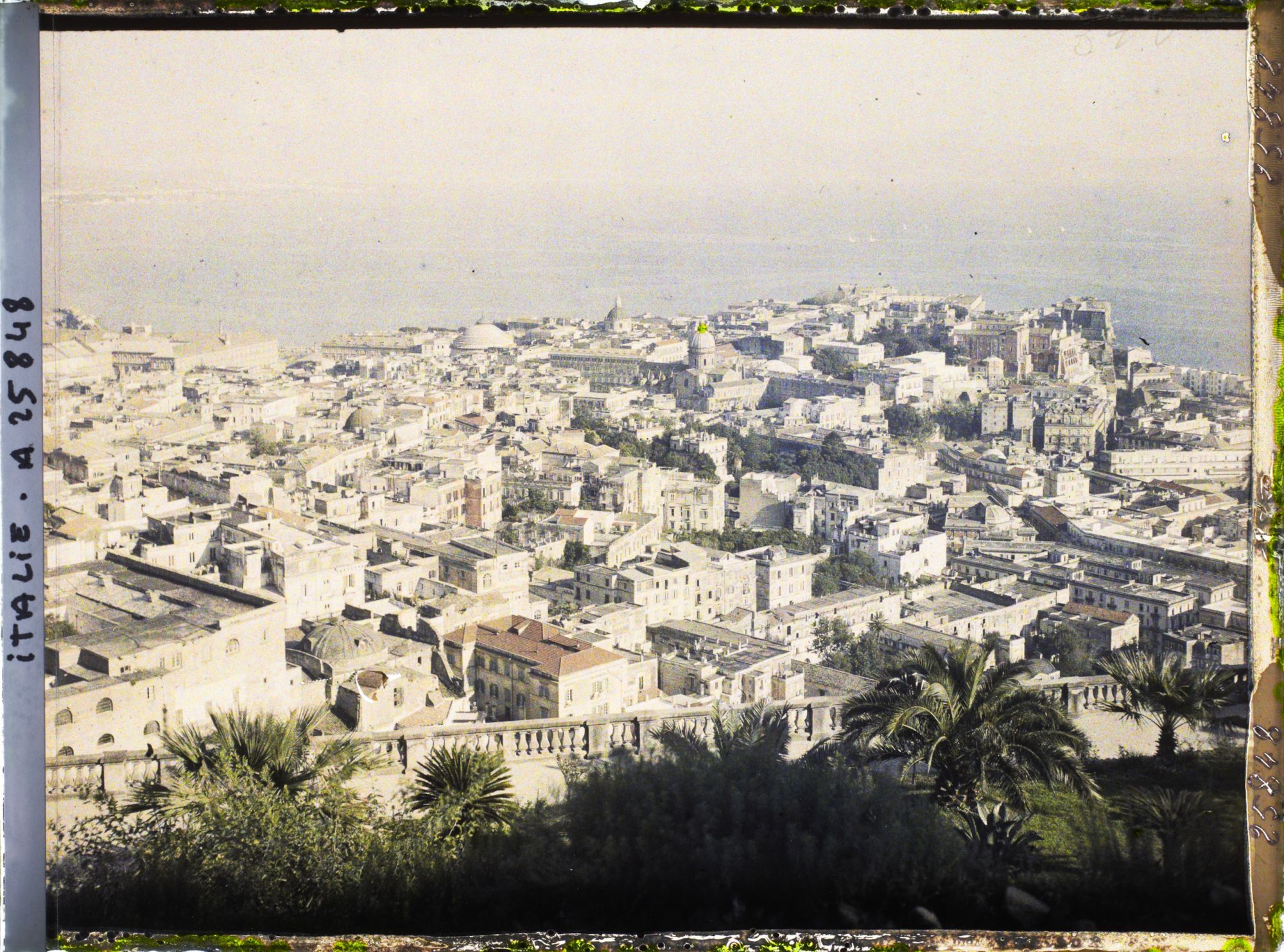 Image représentant Panorama du golfe de Naples depuis les hauteurs du quartier du Vomero