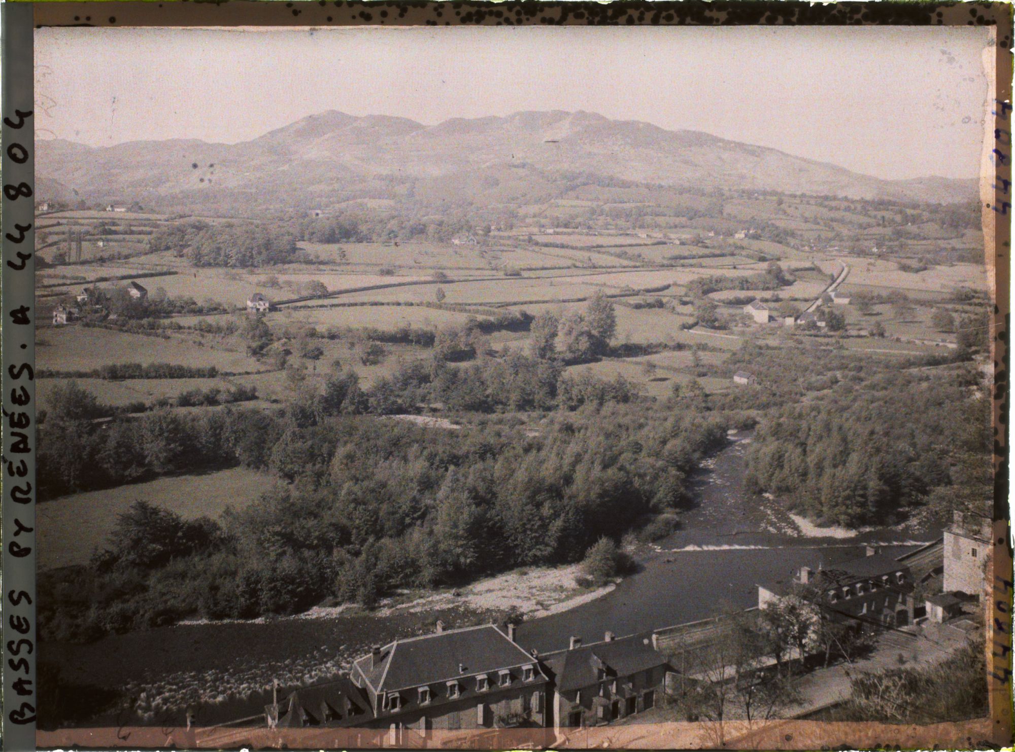 Image représentant France , Tardets, Panorama pris de Tardets