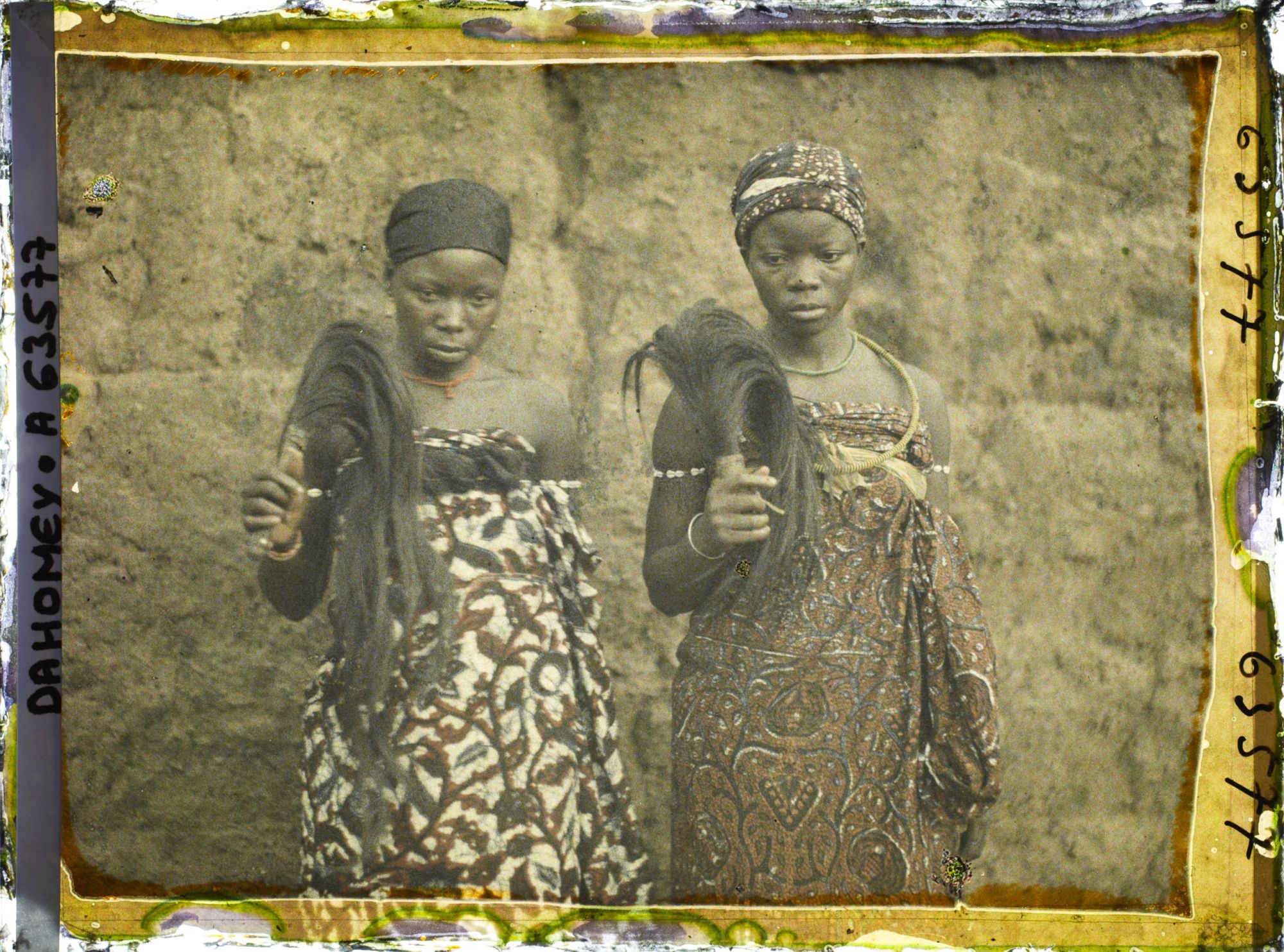 Image représentant Deux féticheuses de Zomadonou