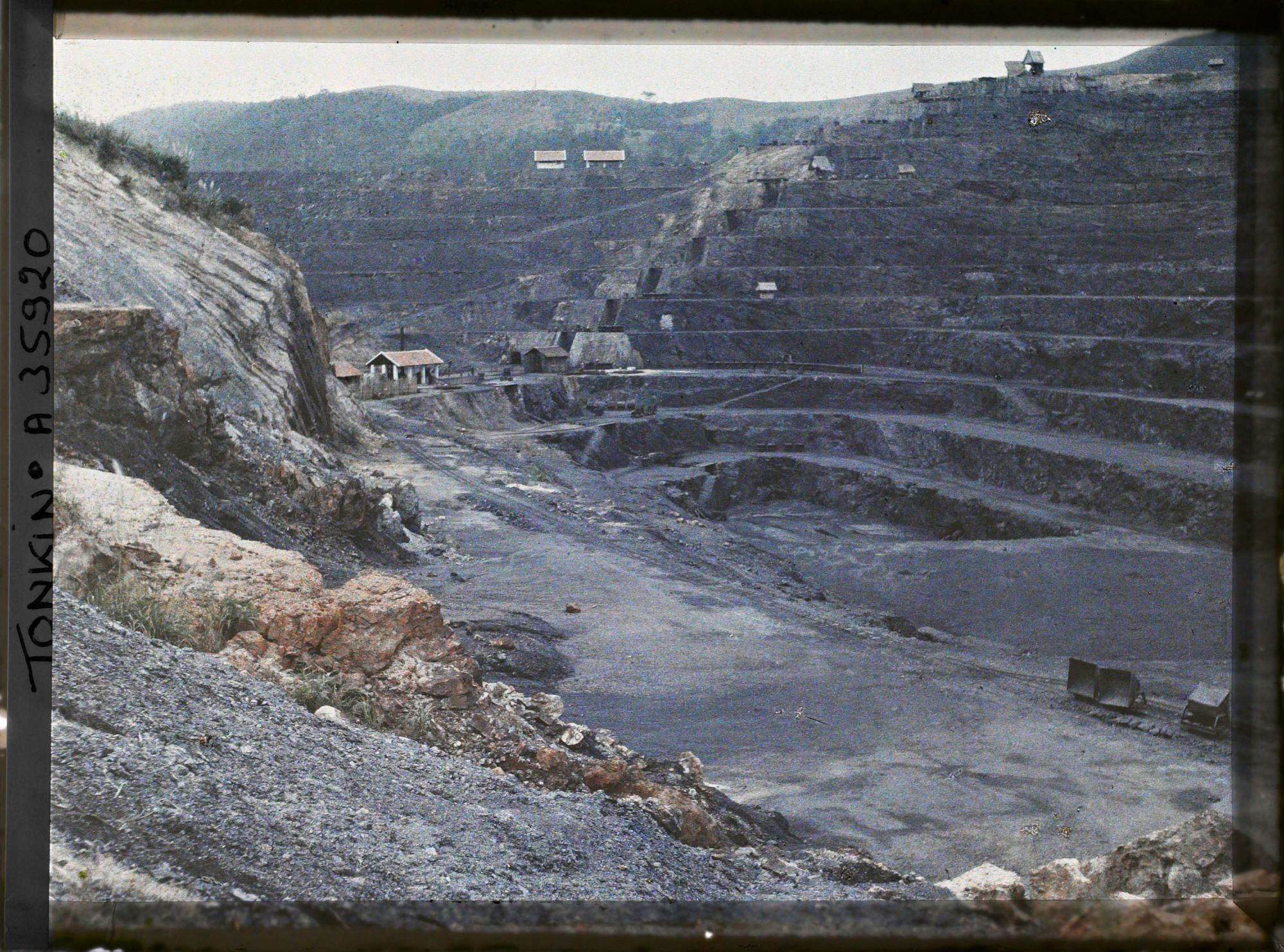 Image représentant Une mine de charbon à ciel ouvert