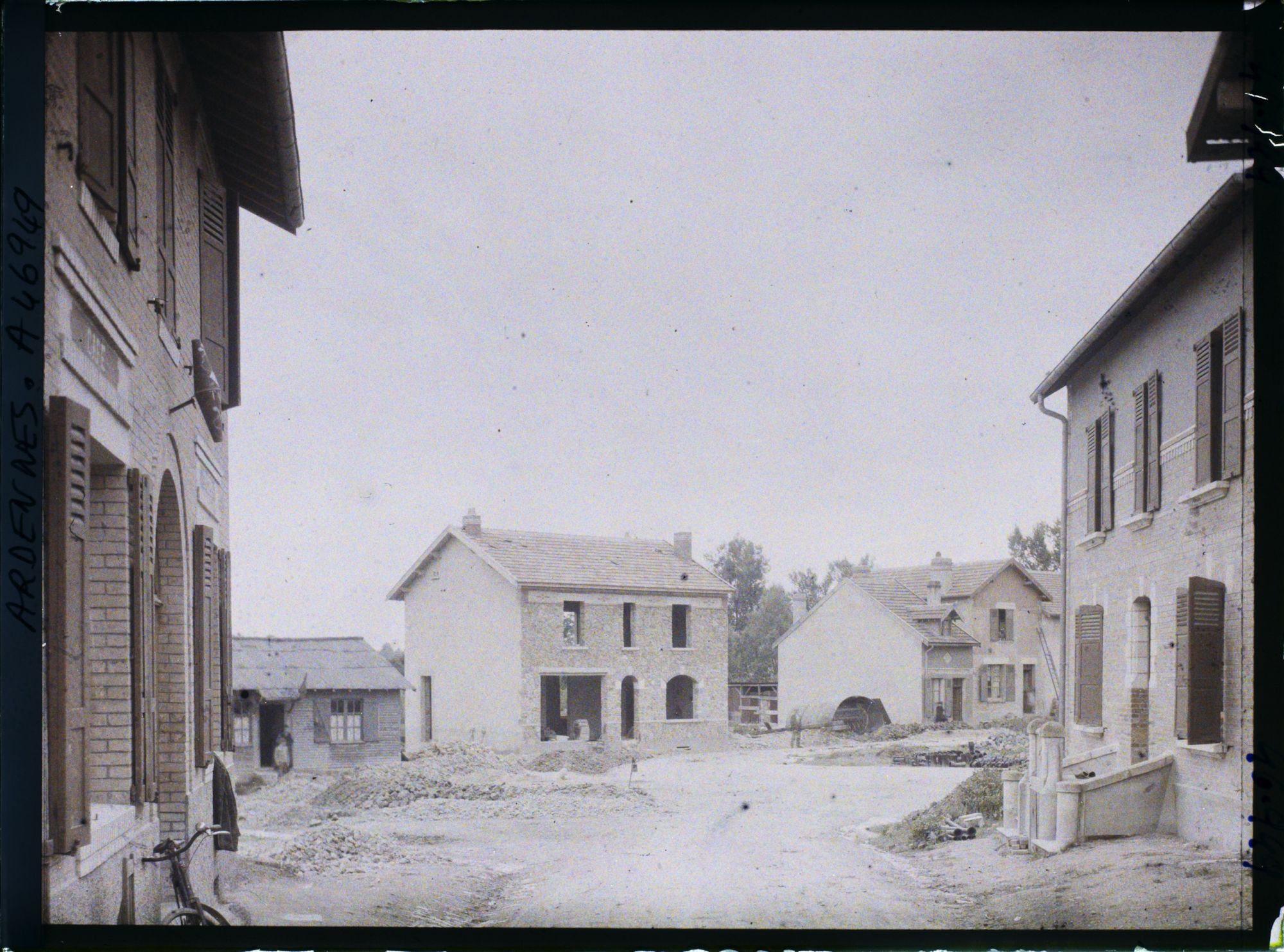 Image représentant France, Condé les Autry Ardennes (260 h), Reconstruction vers la Place