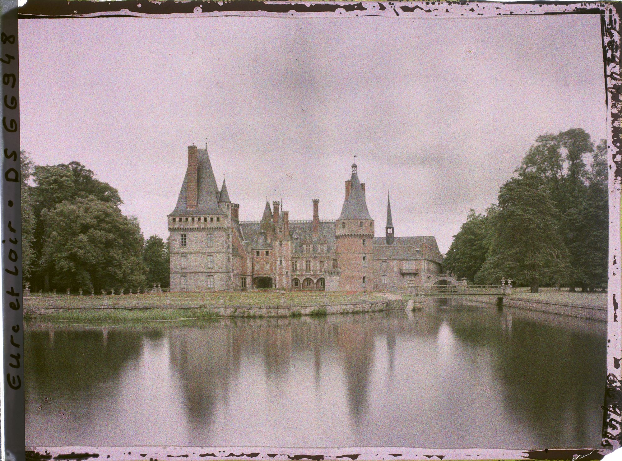 Image représentant Le château vu du parc