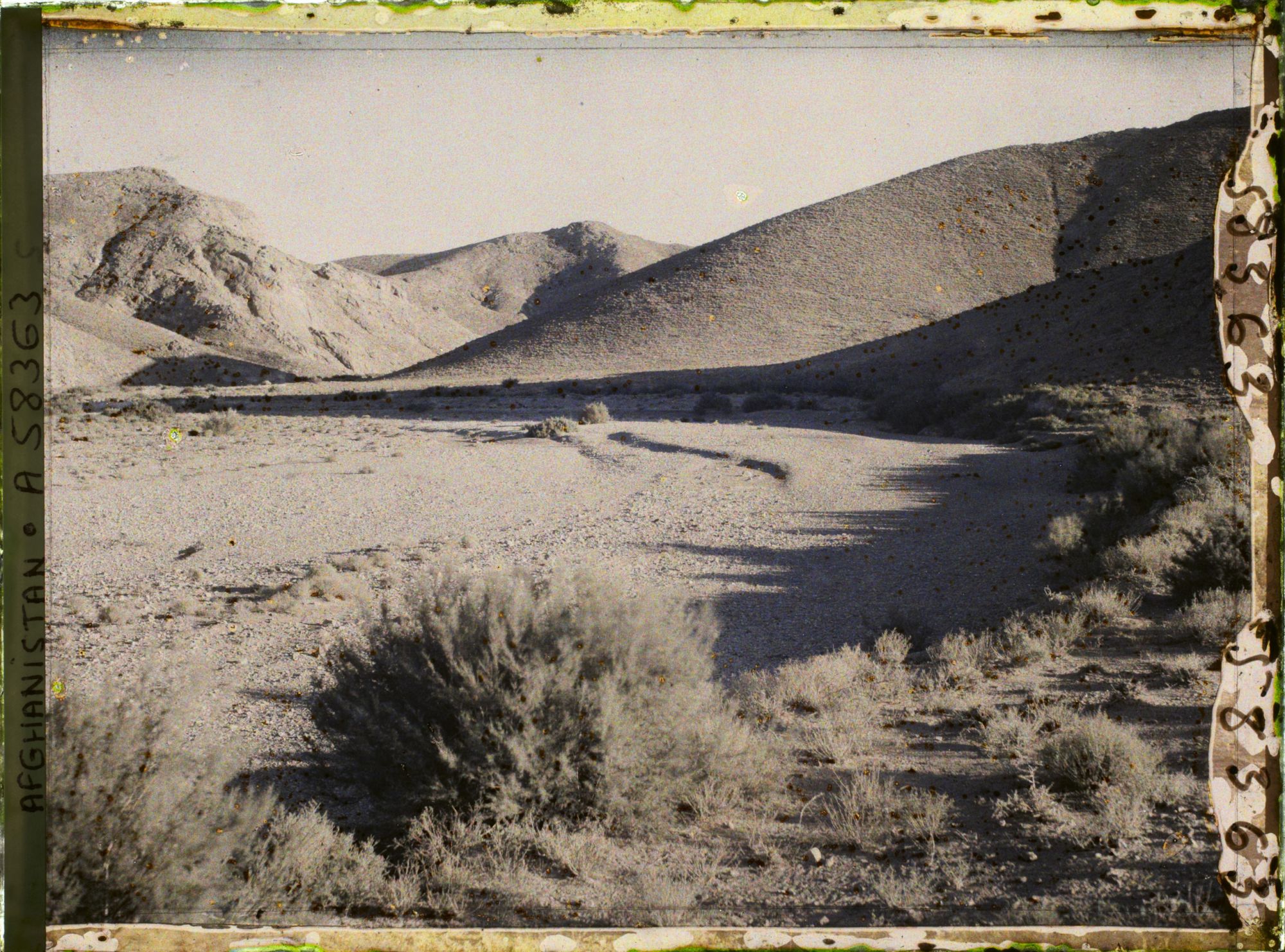 Image représentant Afghanistan, Piste de Solzevar à 66 kil., Lit à Sec de la Goulouga