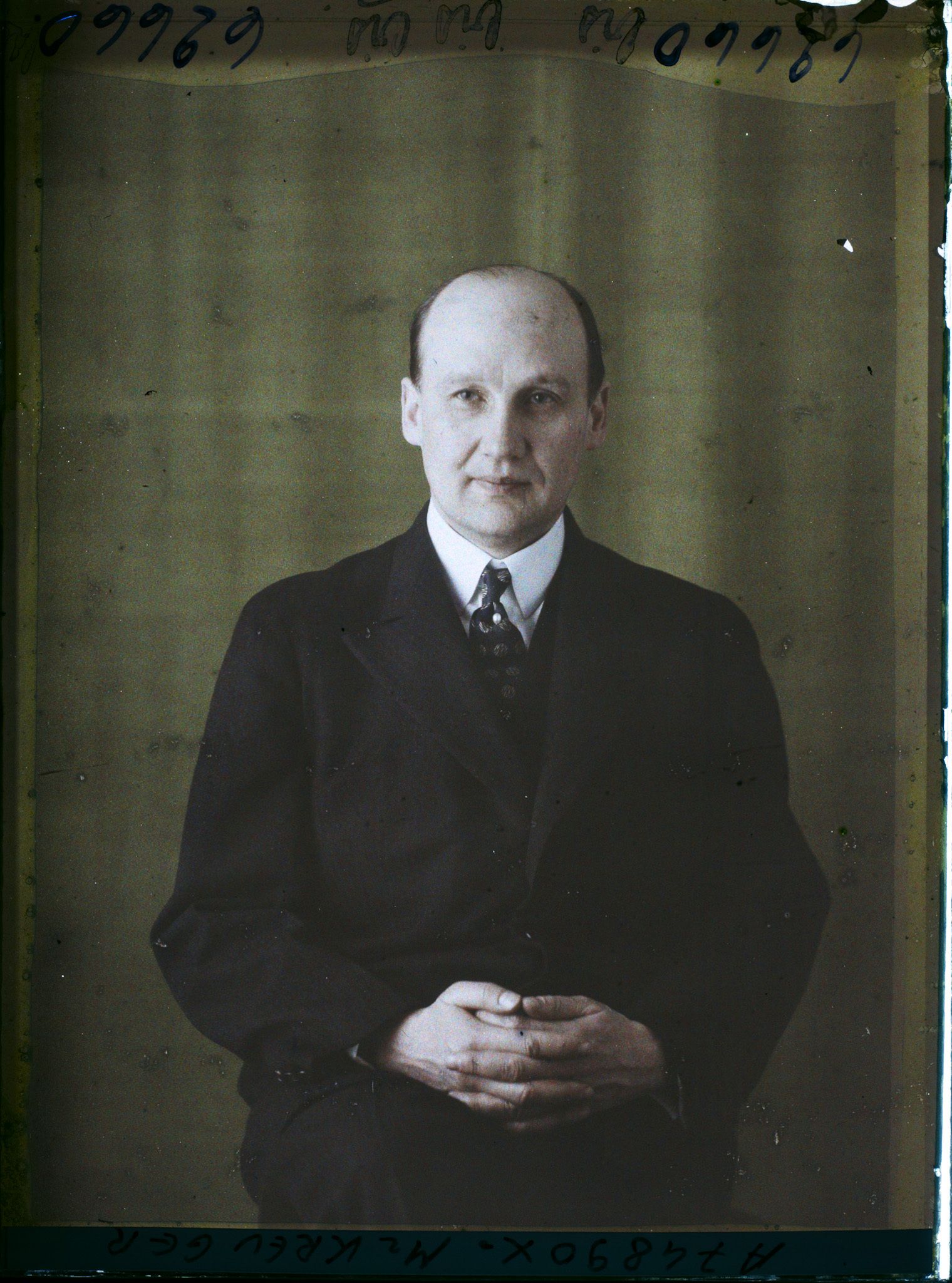 Image représentant https://musee-albert-kahn.s-museum.fr/home/NWQ2OTAwYzNmYjZlZTk1ZWQwODJmMjY4L2dlbmVyaWMtbm90aWNlLXRhYi9hdXRob3JpdHkvNjE3YTc5ZjVjZjhiODk2OGIzMzM3ZDIx/5d6900c3fb6ee95ed082f268/generic-notice-tab/authority/617a79ebcf8b8968b333708c Monsieur Ivar Kreuger