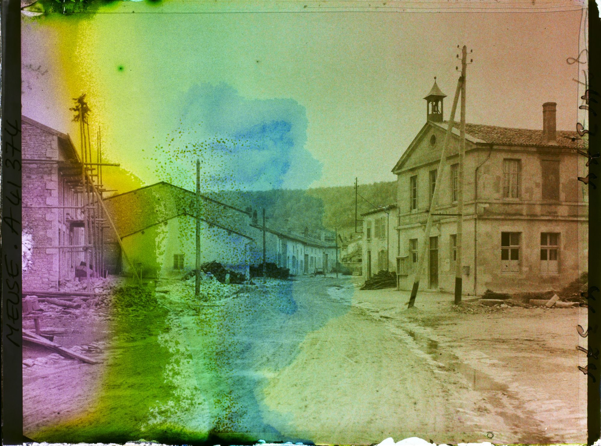 Image représentant France, Viéville, Vue vers la Mairie