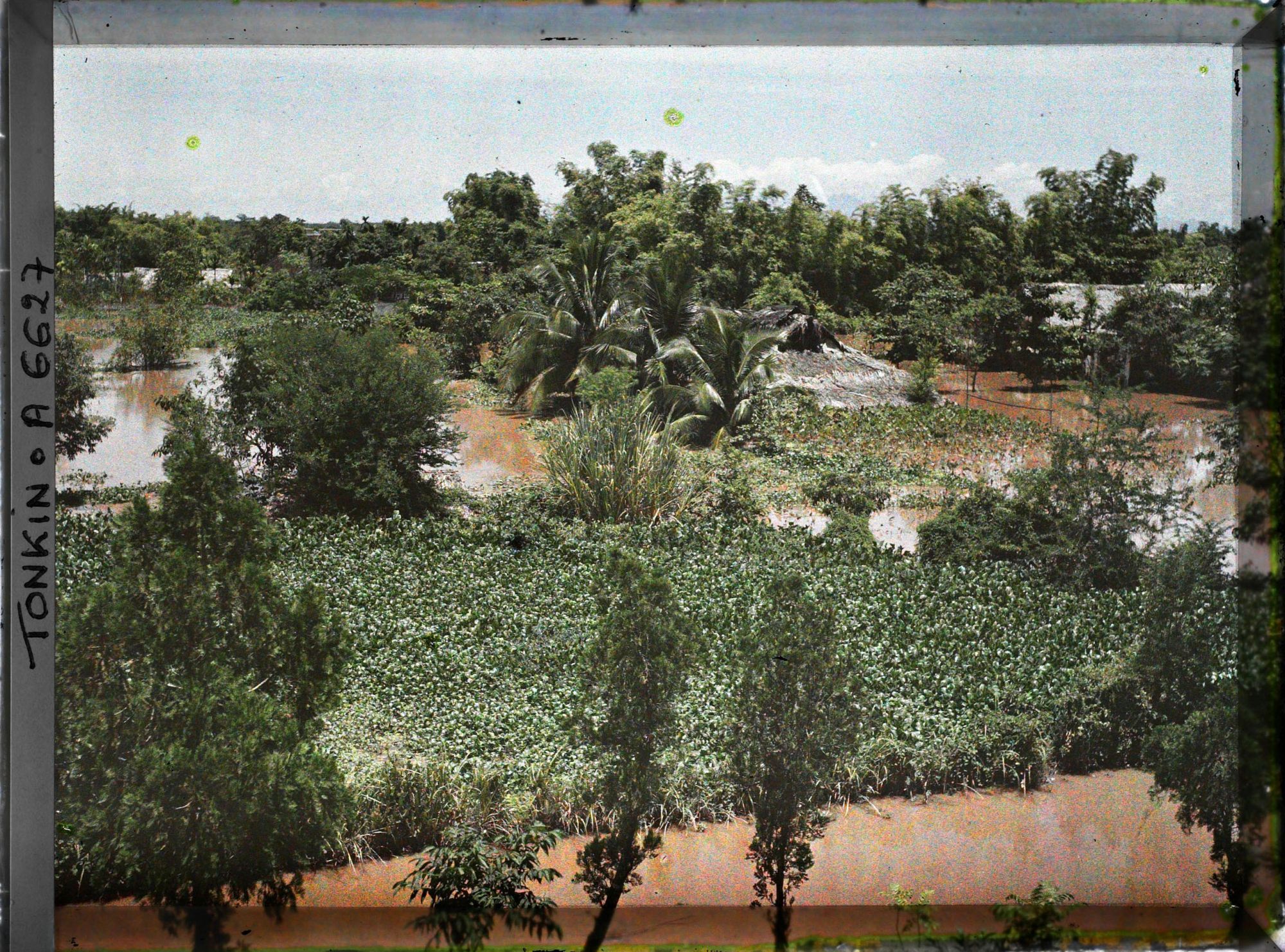 Image représentant Vue panoramique du village pendant les inondations