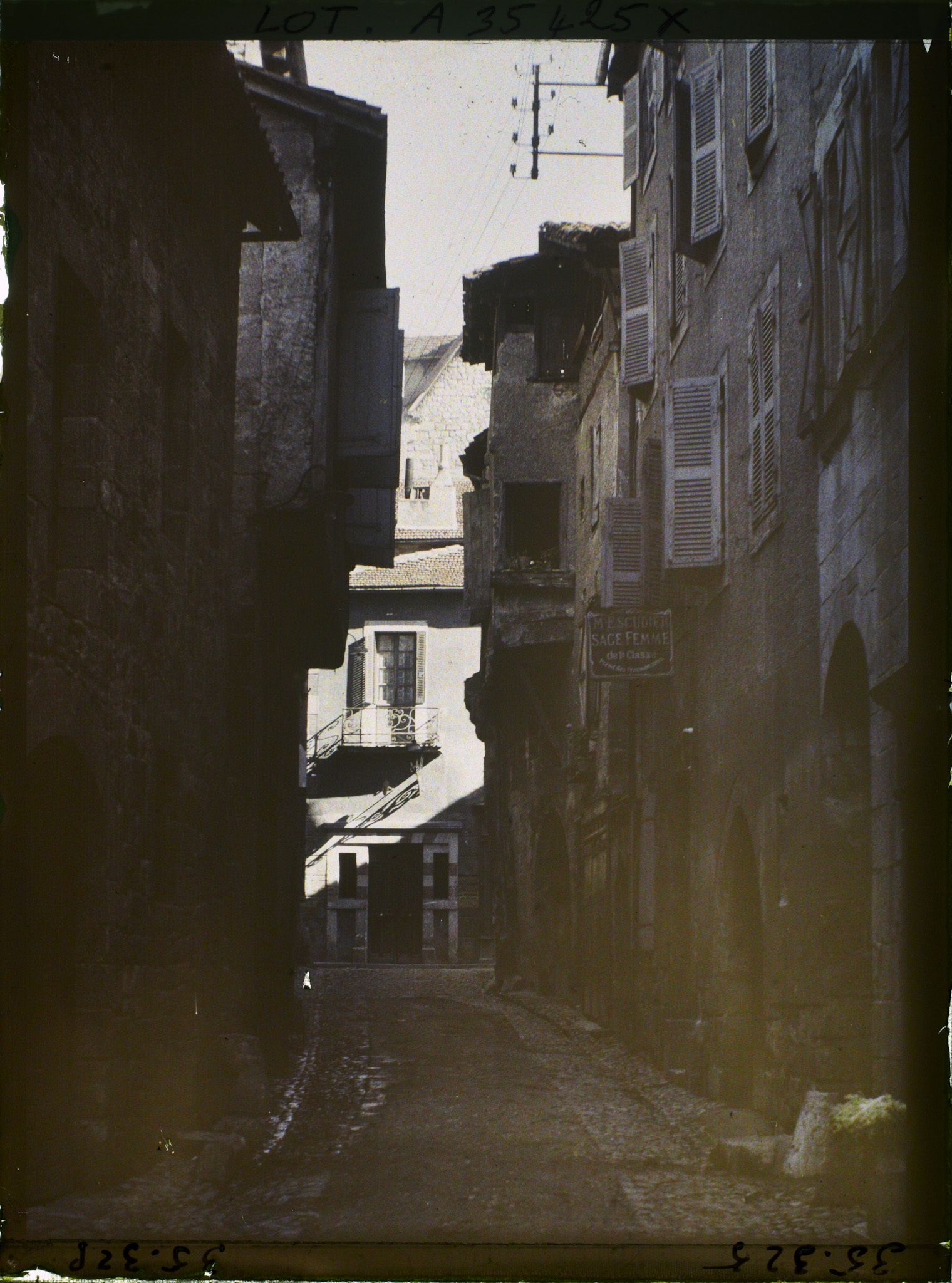 Image représentant France, Figeac, Vue rue droite