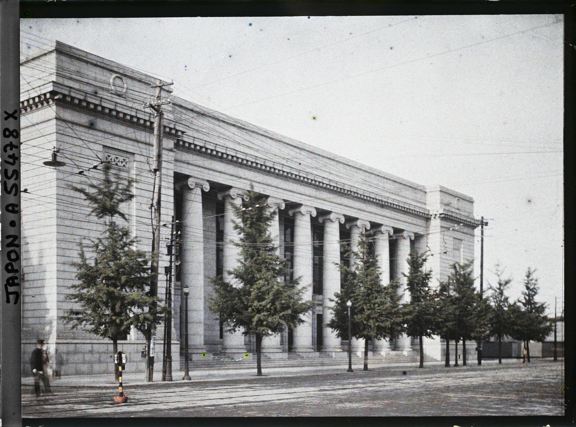 Image représentant La banque Mitsubishi rue Babasaki dans le quartier Marunouchi