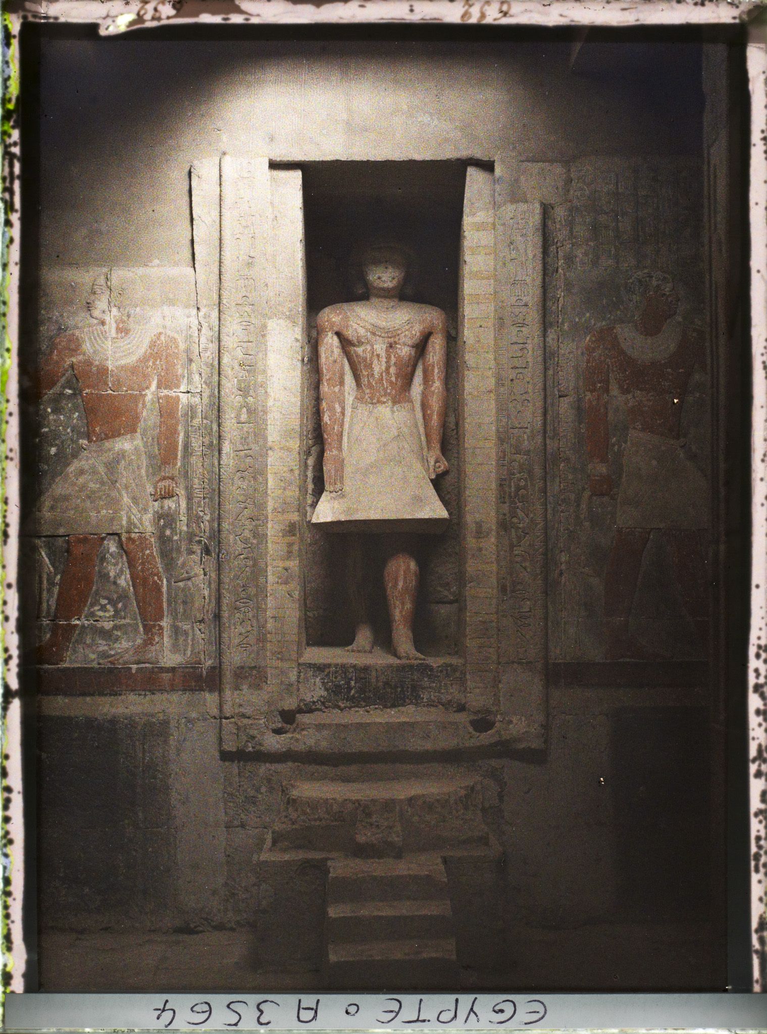 Image représentant Statue de Mérérouka dit Mera, se trouvant dans la salle des piliers de son tombeau