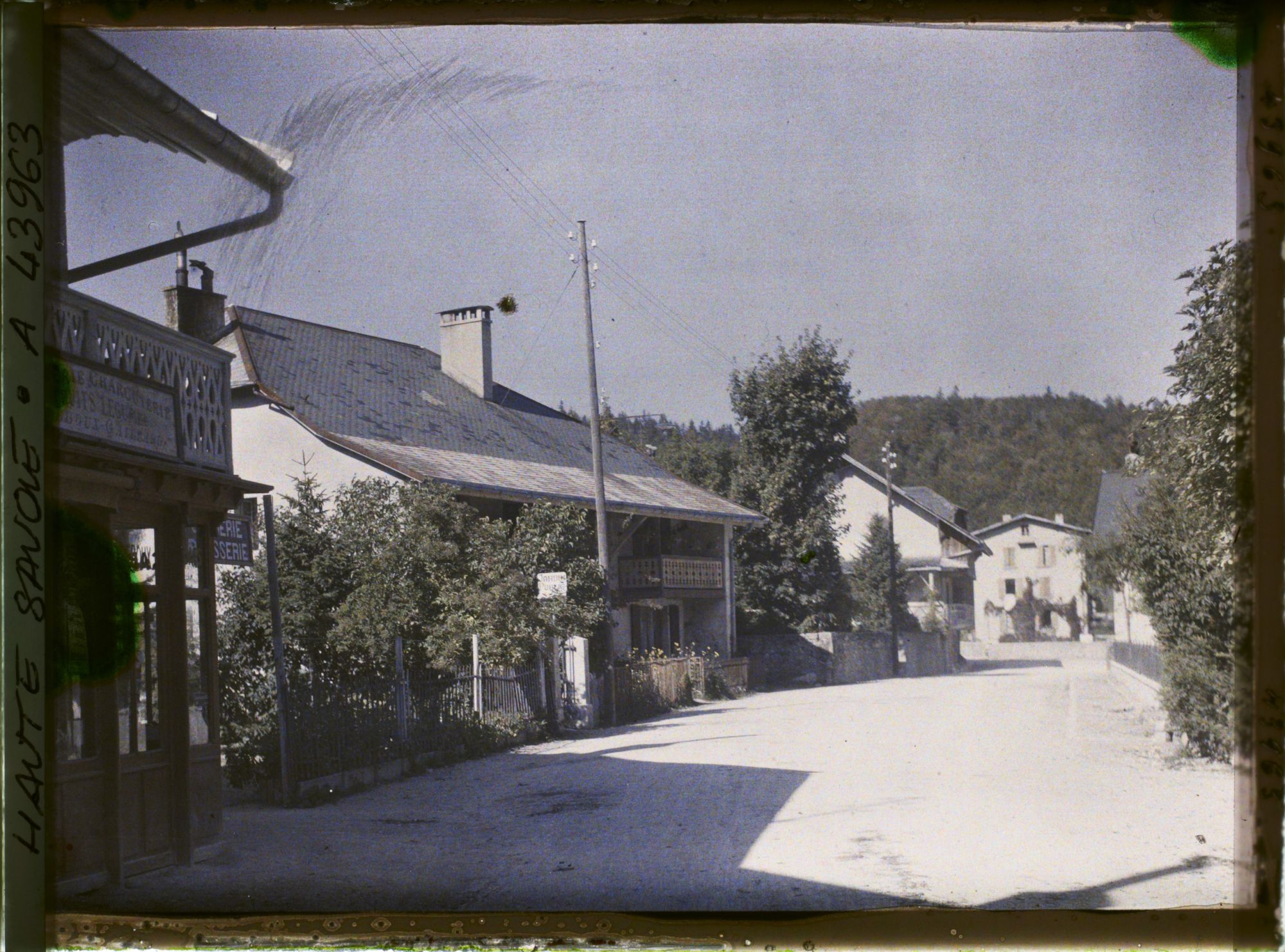 Image représentant La sortie du village