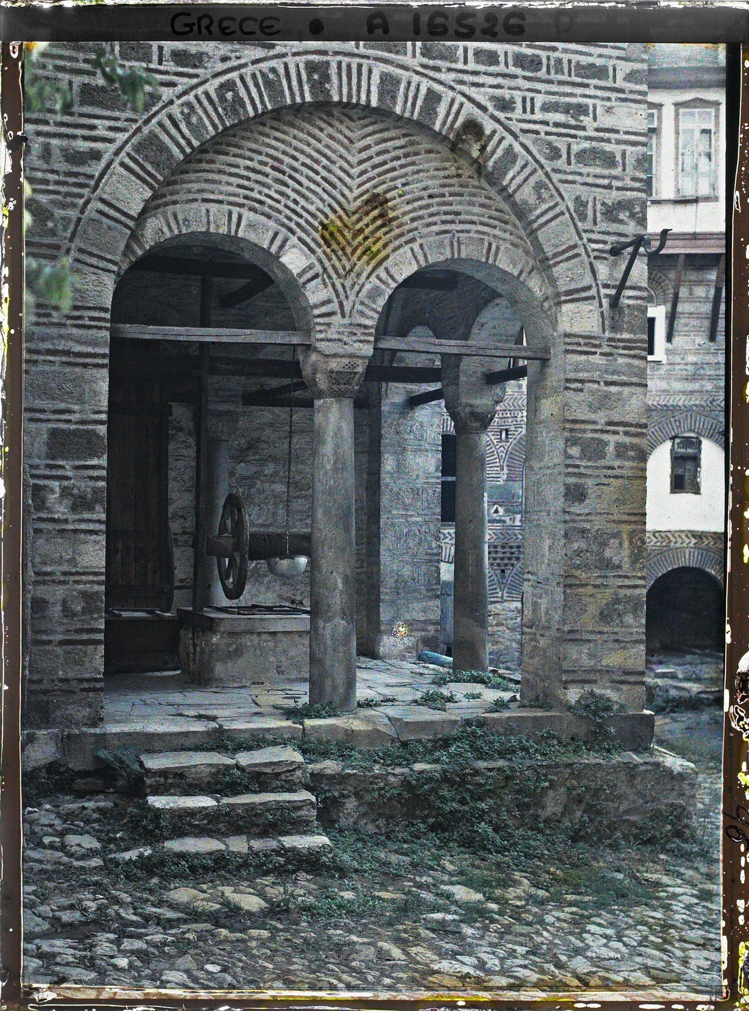 Image représentant Turquie, Hilendar, Puits