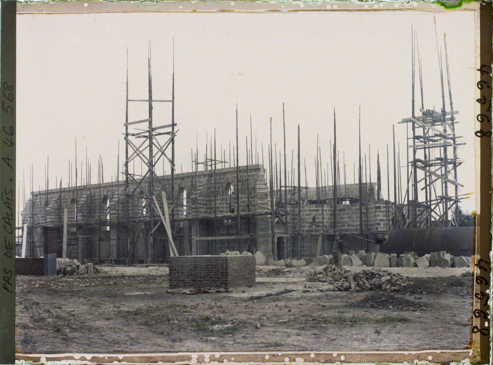 Image représentant France, Givenchy en Gobeck, Eglise en construction