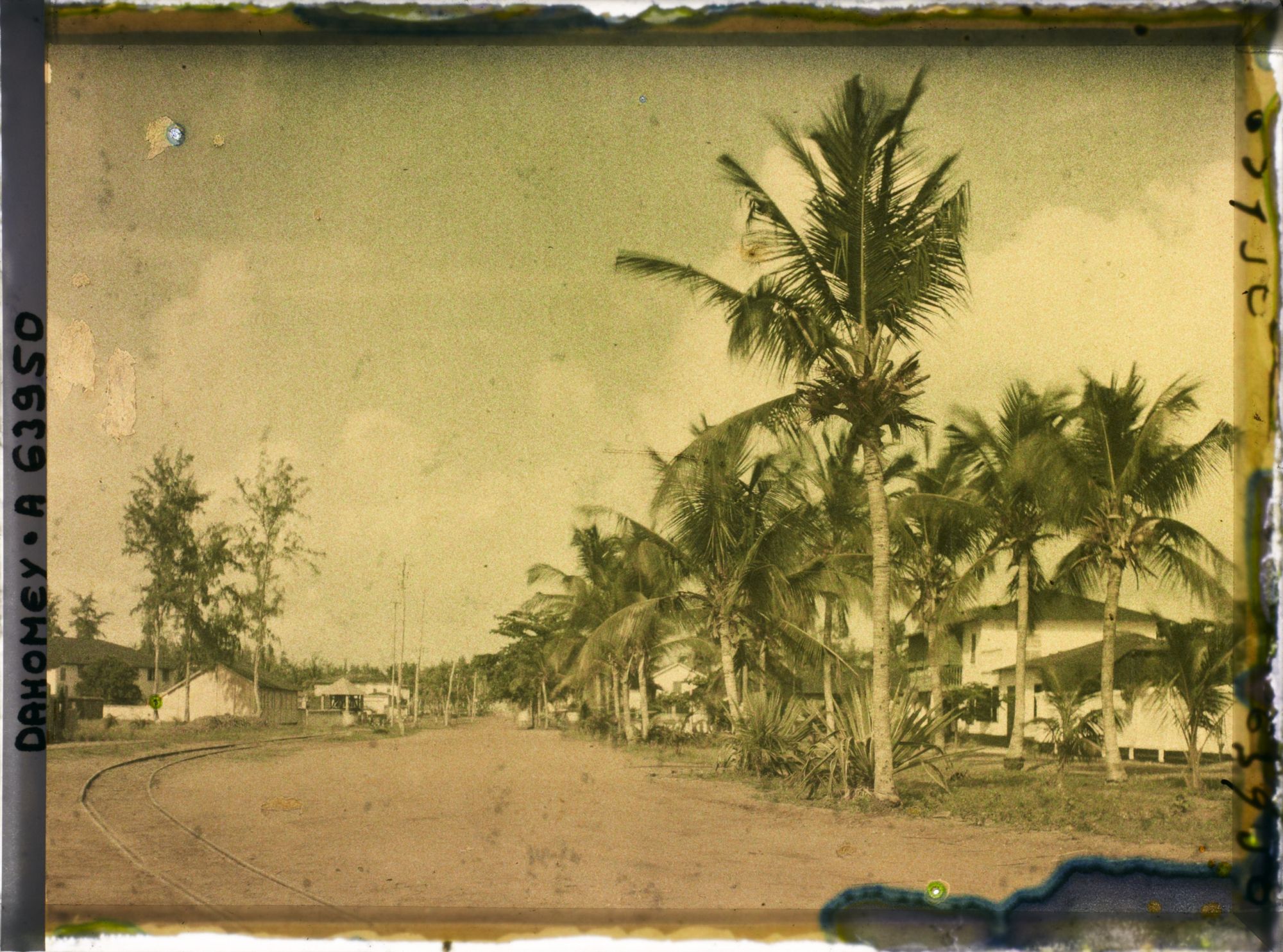 Image représentant L'avenue de la Mission (?) dans le quartier européen