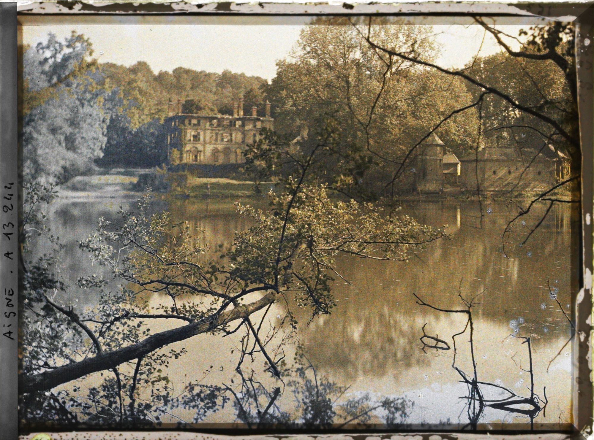 Image représentant France, Folembray, Le Château