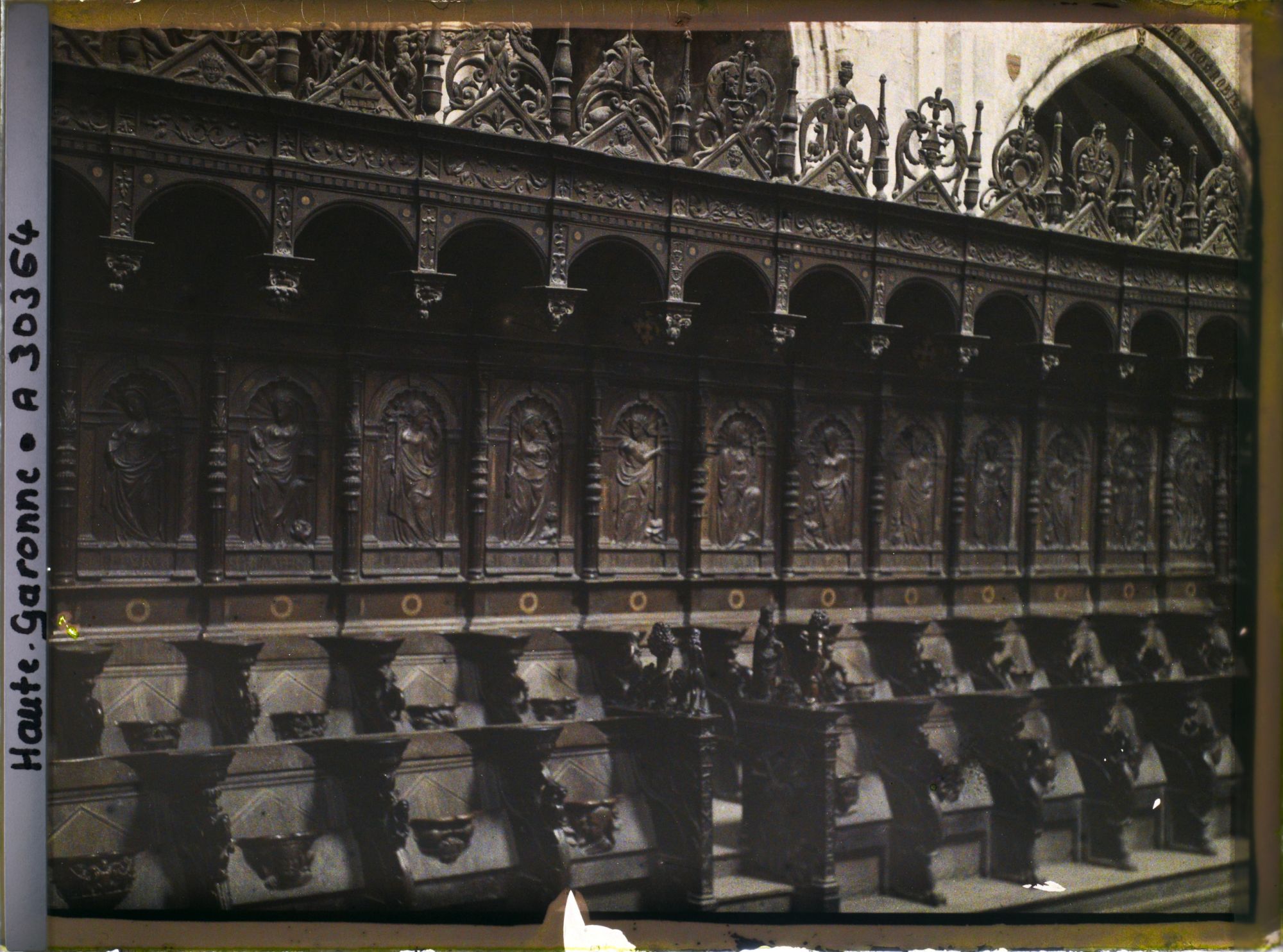 Image représentant France, St-Bertrand-de-Comminges, Cloître de la Cathédrale, Les Stalles