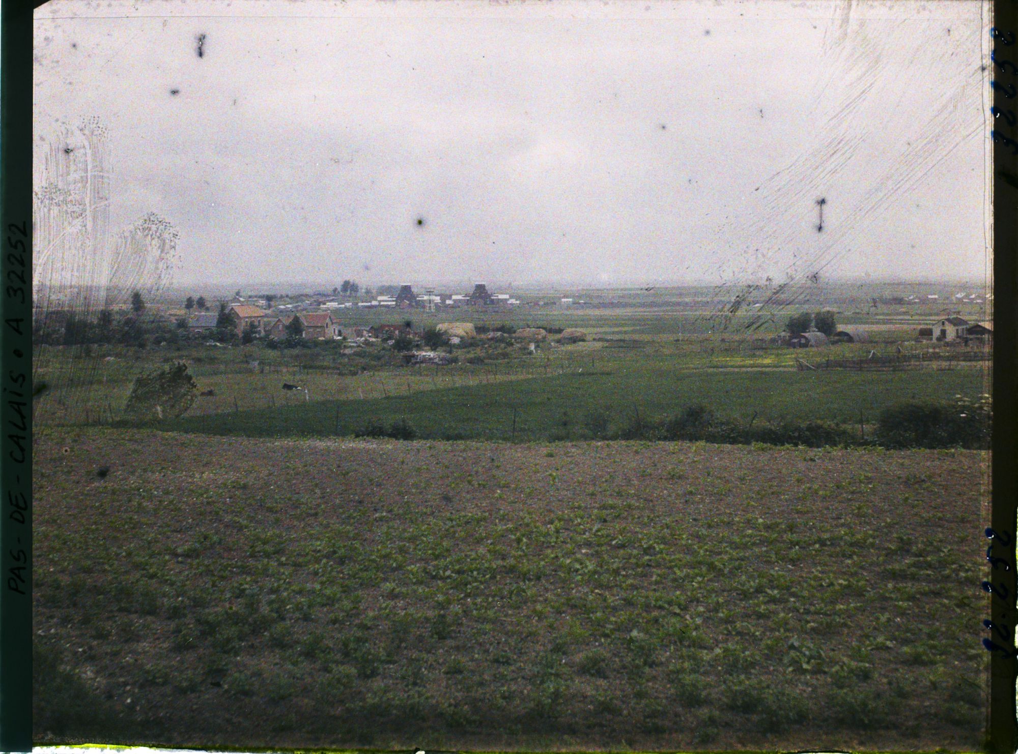 Image représentant France, Vimy, Vue générale vers les mines de Vimy - Fresnoy
