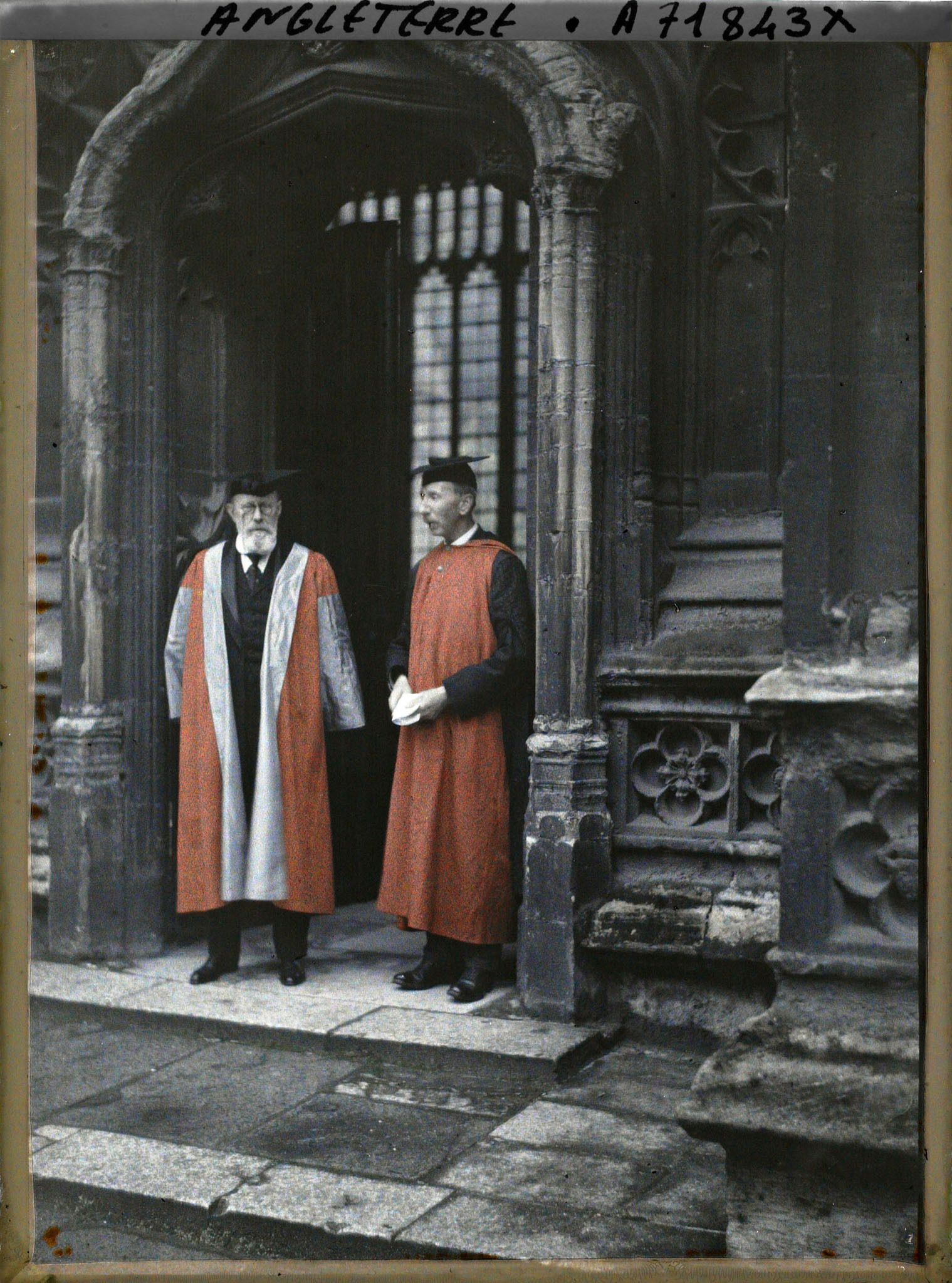 Image représentant Portrait de  https://musee-albert-kahn.s-museum.fr/home/NWQ2OTAwYzNmYjZlZTk1ZWQwODJmMjY4L2dlbmVyaWMtbm90aWNlLXRhYi9hdXRob3JpdHkvNjE3YTc5ZjVjZjhiODk2OGIzMzM3ZDIx/5d6900c3fb6ee95ed082f268/generic-notice-tab/authority/617a79ebcf8b8968b3336643 Paul Appell et un universitaire