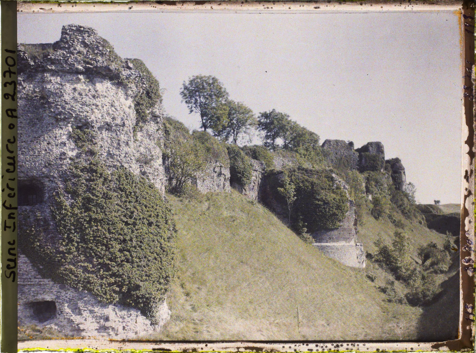 Image représentant Le coté ouest du château