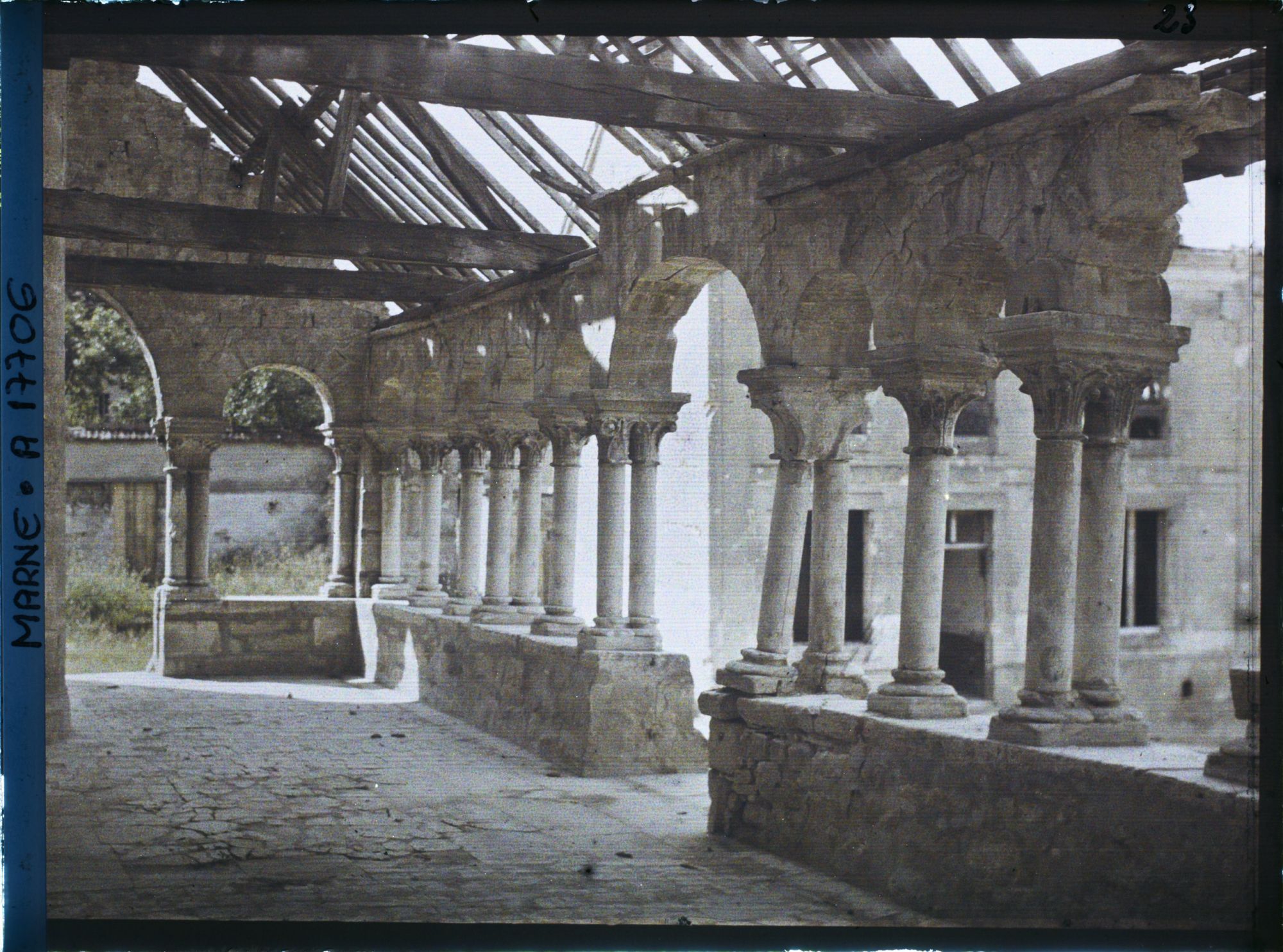 Image représentant Hermonville, Le Cloître de l'Eglise