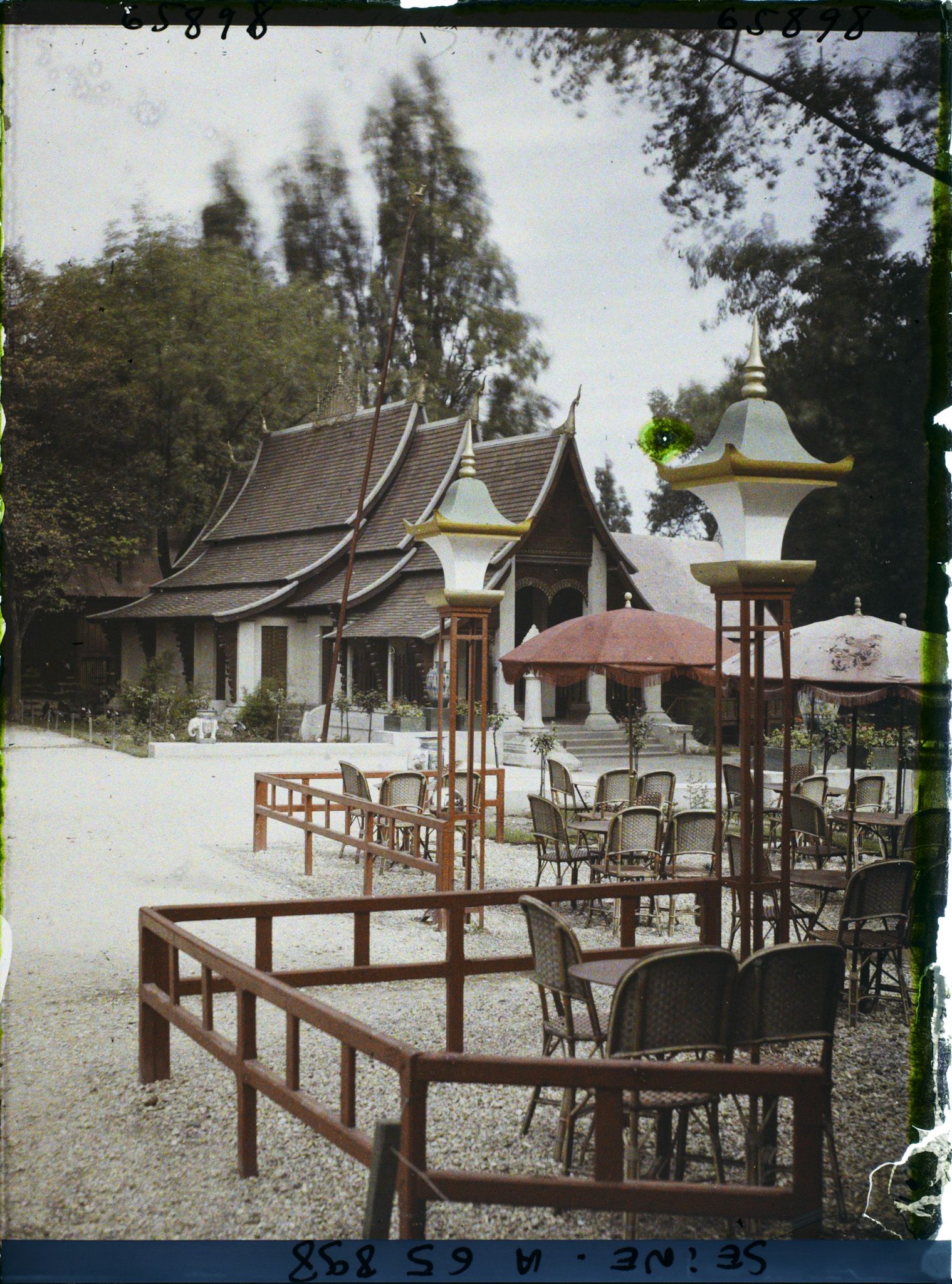 Image représentant L'Exposition Coloniale Internationale de 1931, le pavillon du Laos
